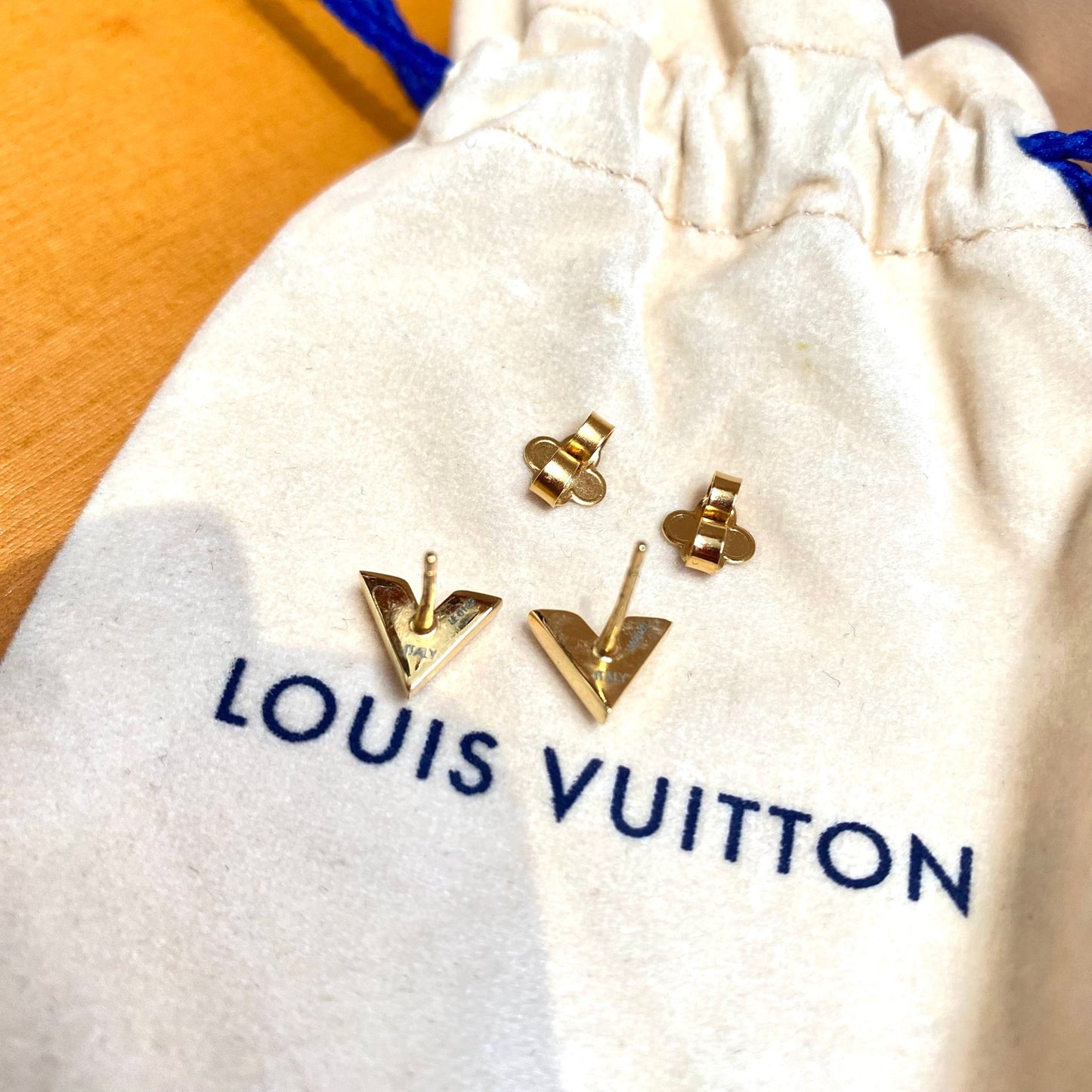 LV 耳環 (耳針款) 有塵袋