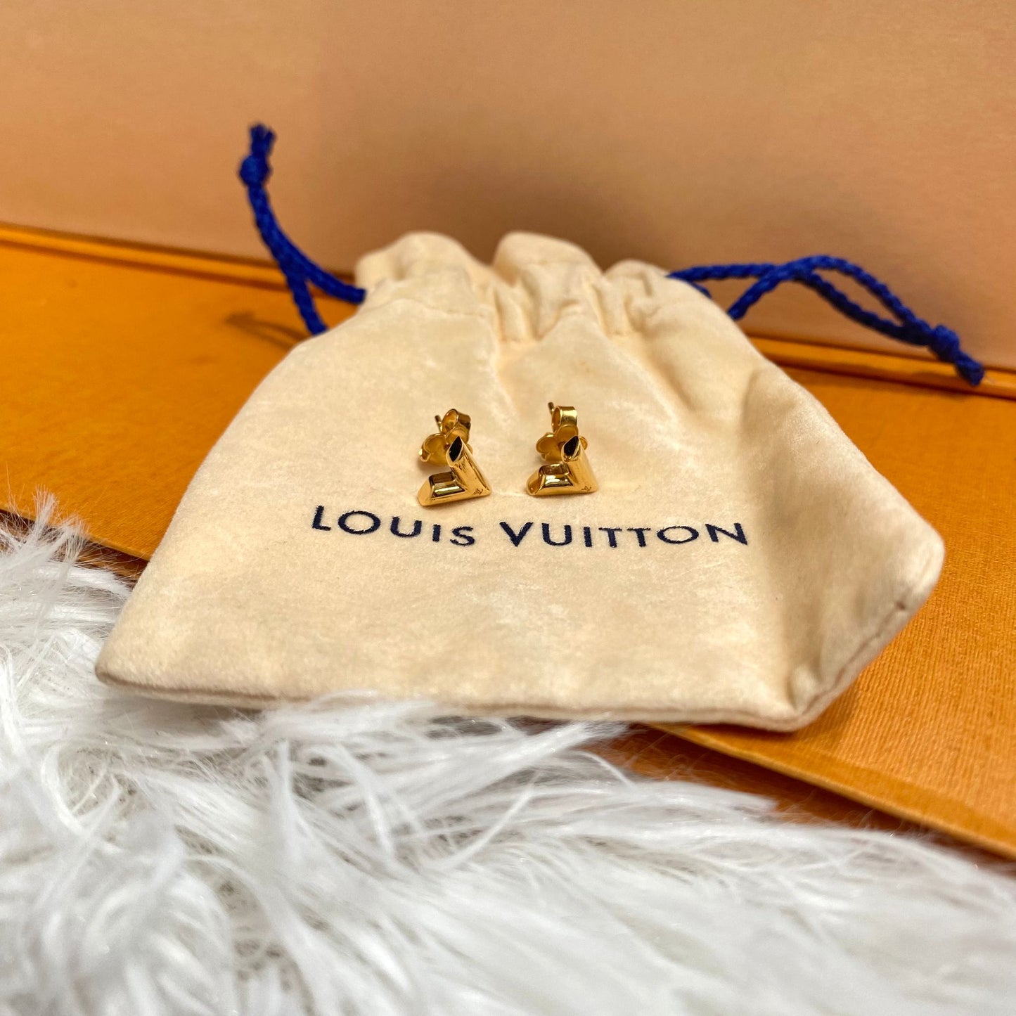 LV 耳環 (耳針款) 有塵袋