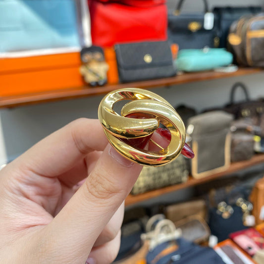 DIOR 心口針