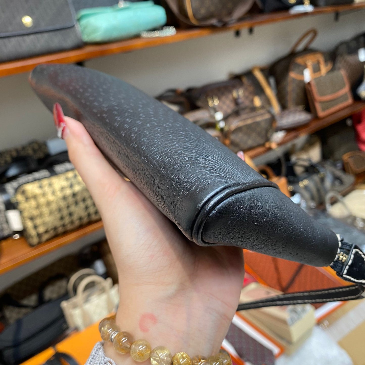 Ferragamo腋下包