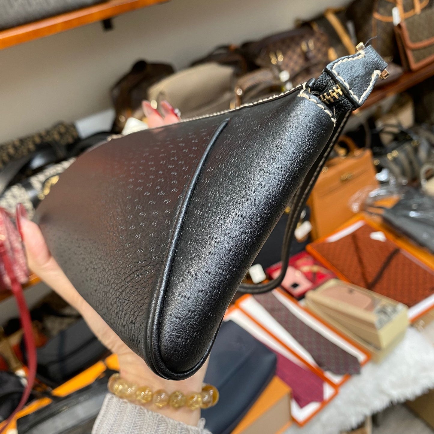 Ferragamo腋下包