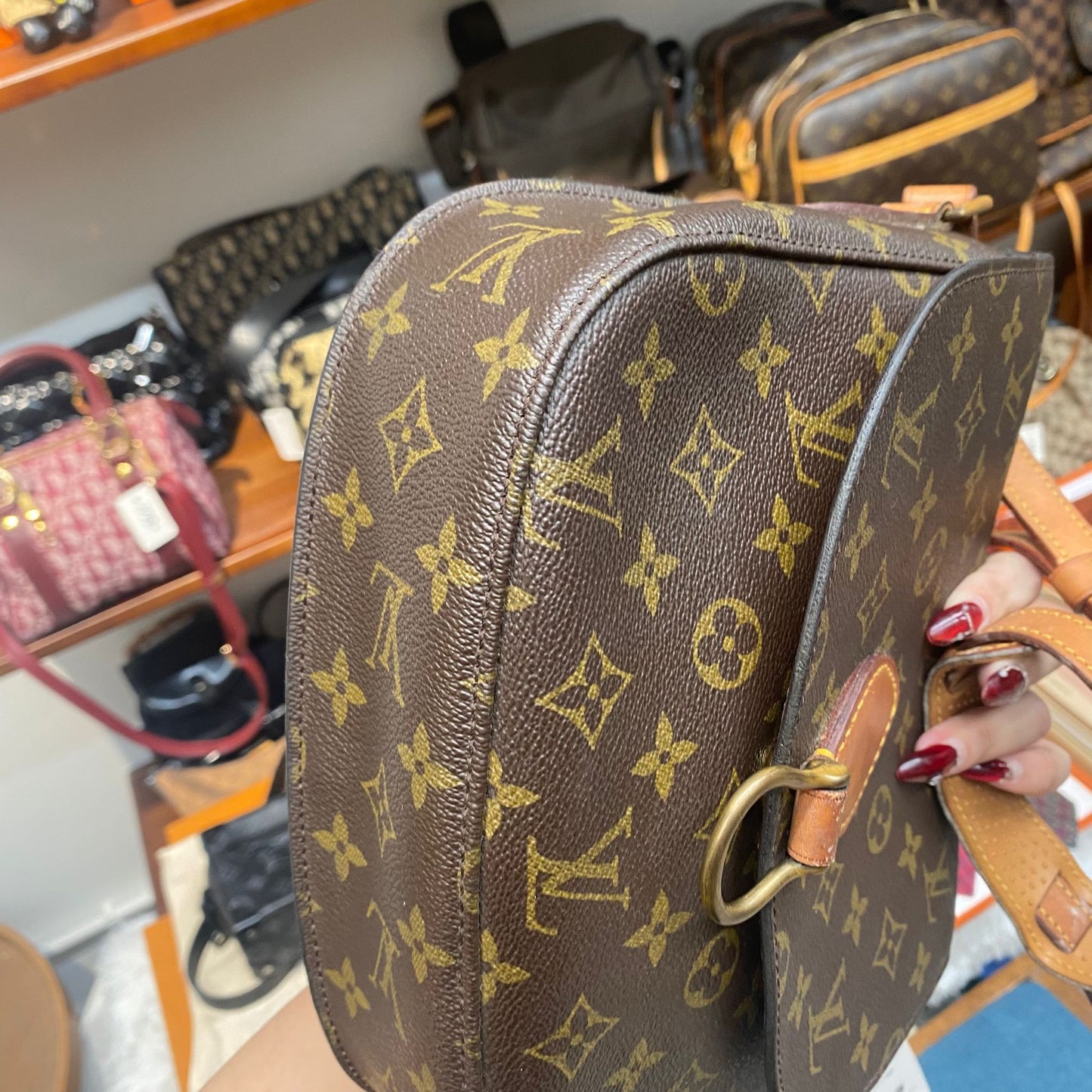 LV老花馬鞍袋