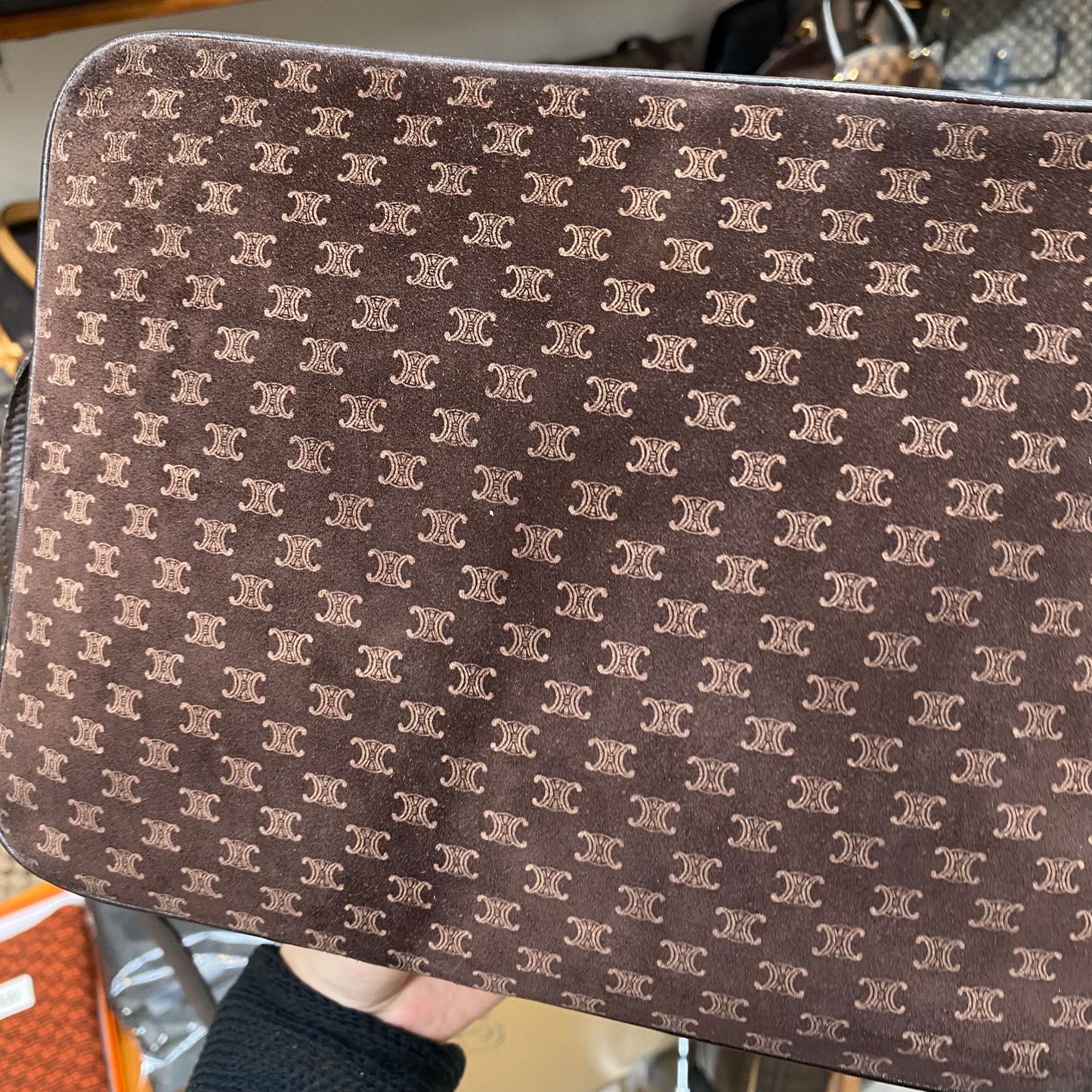 Celine 絨面斜孭袋