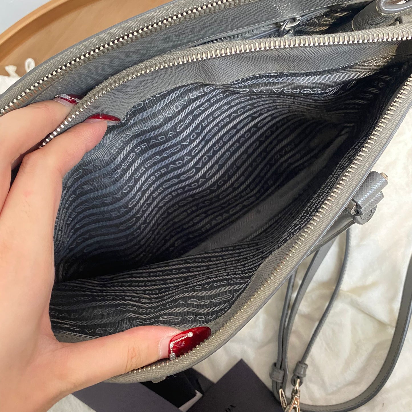 PRADA 3 WAY Tote 灰色