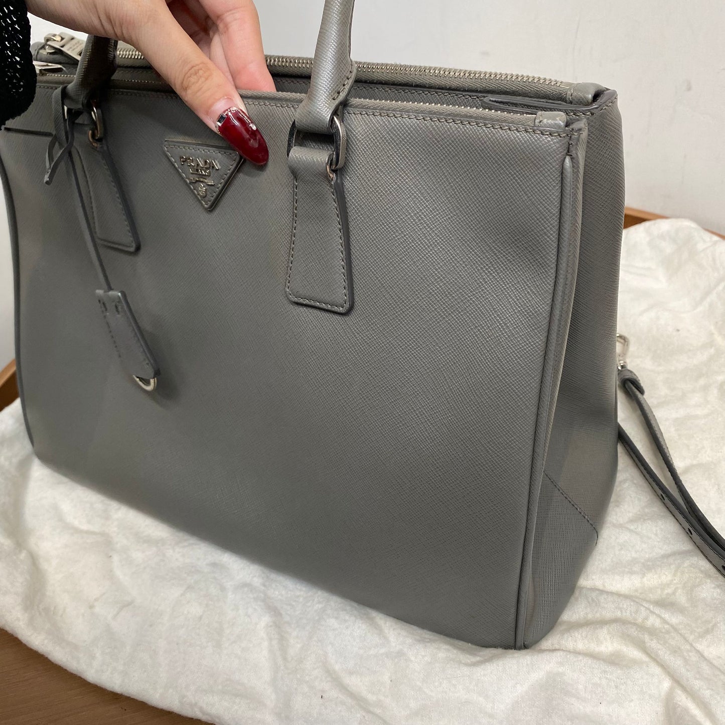 PRADA 3 WAY Tote 灰色