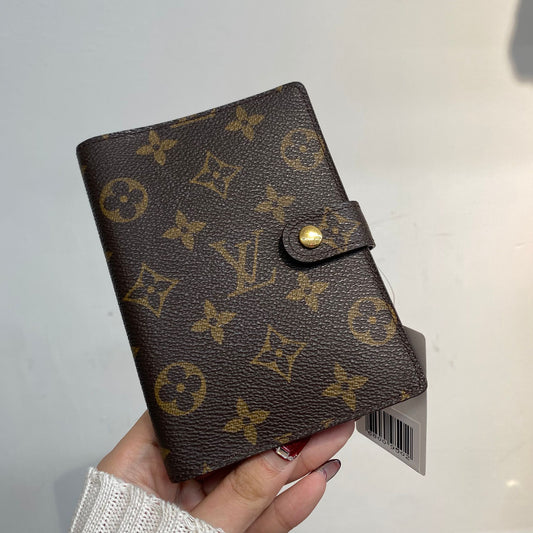 LV 手帳