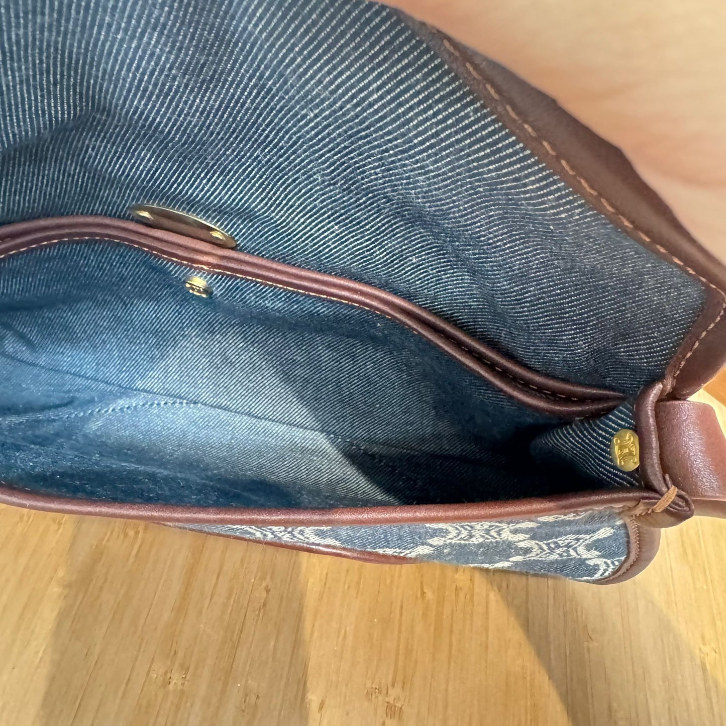 CELINE 牛仔腋下袋
