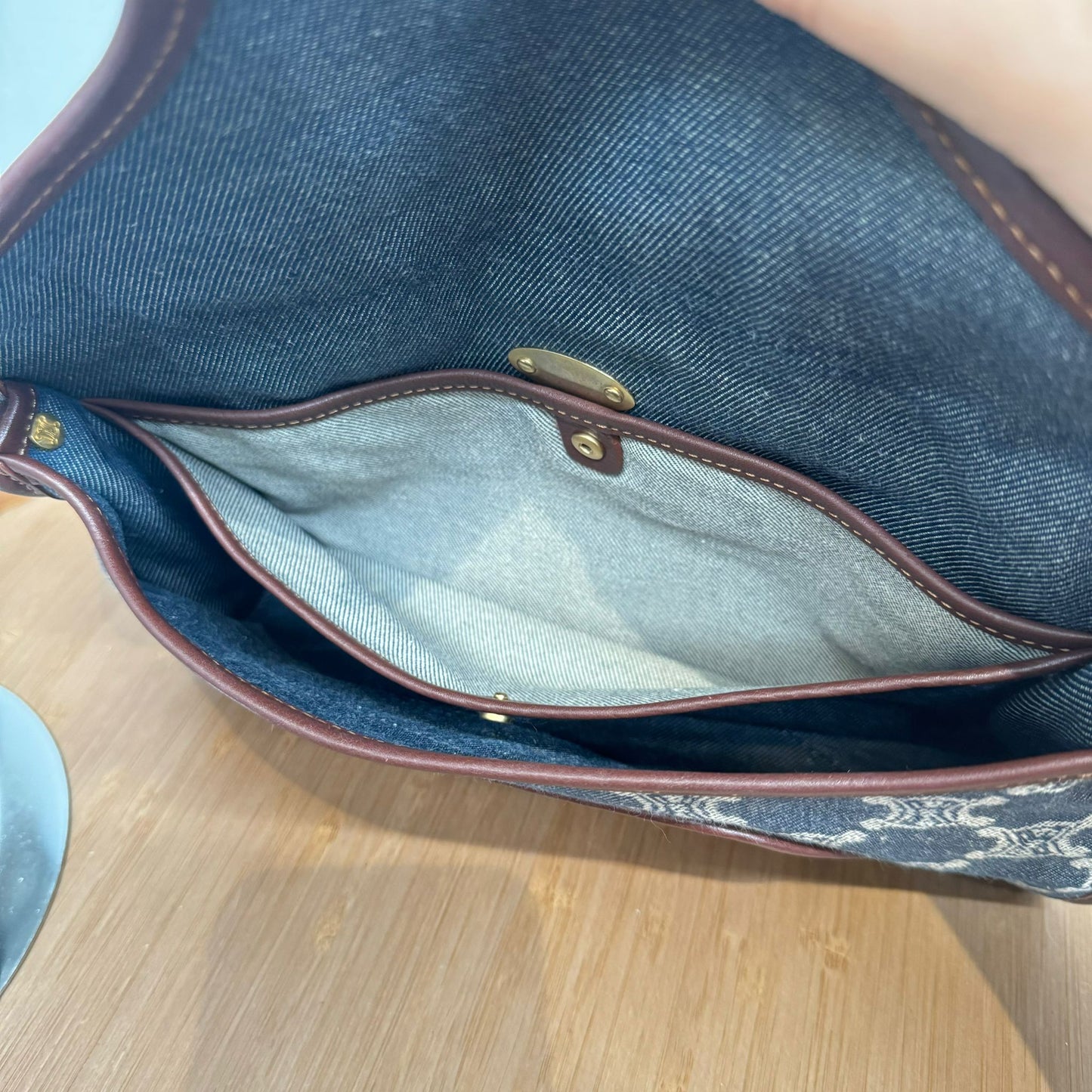 CELINE 牛仔腋下袋