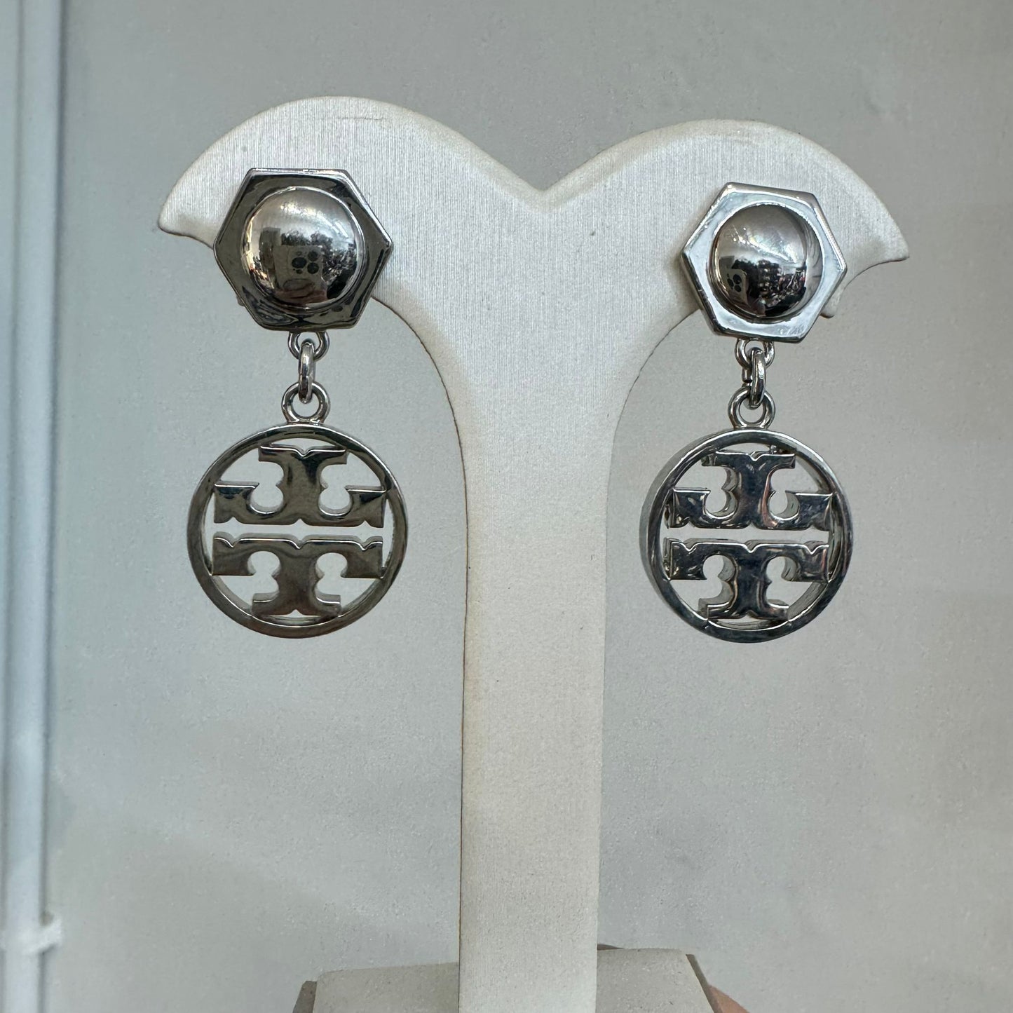 Tory Burch 耳針耳環