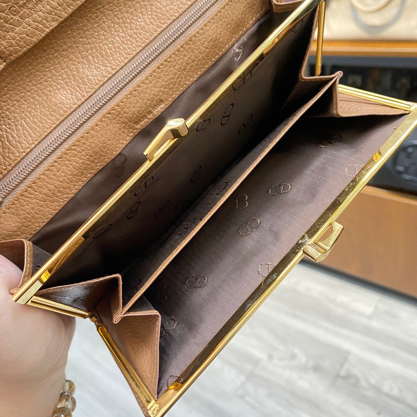 DIOR啡蜂巢長銀包