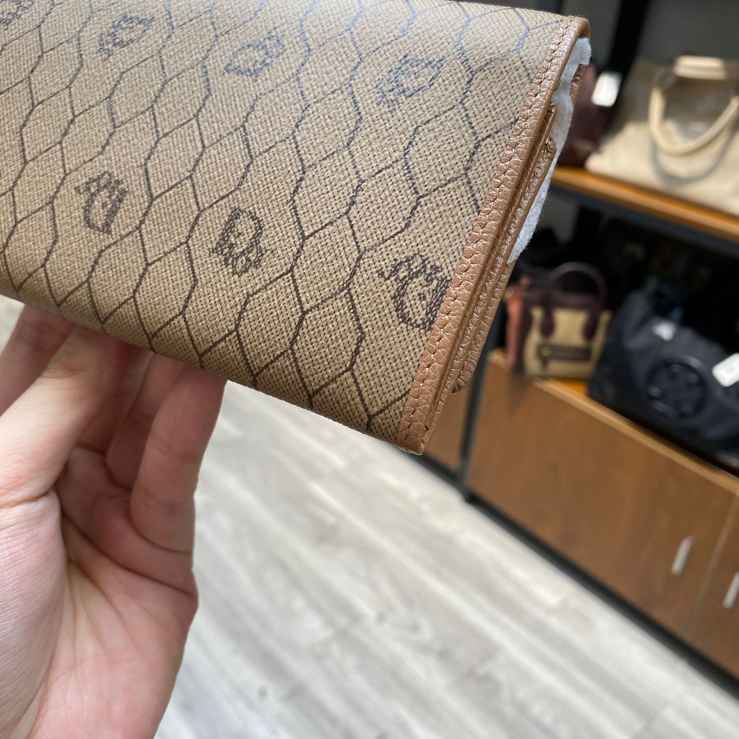 DIOR啡蜂巢長銀包