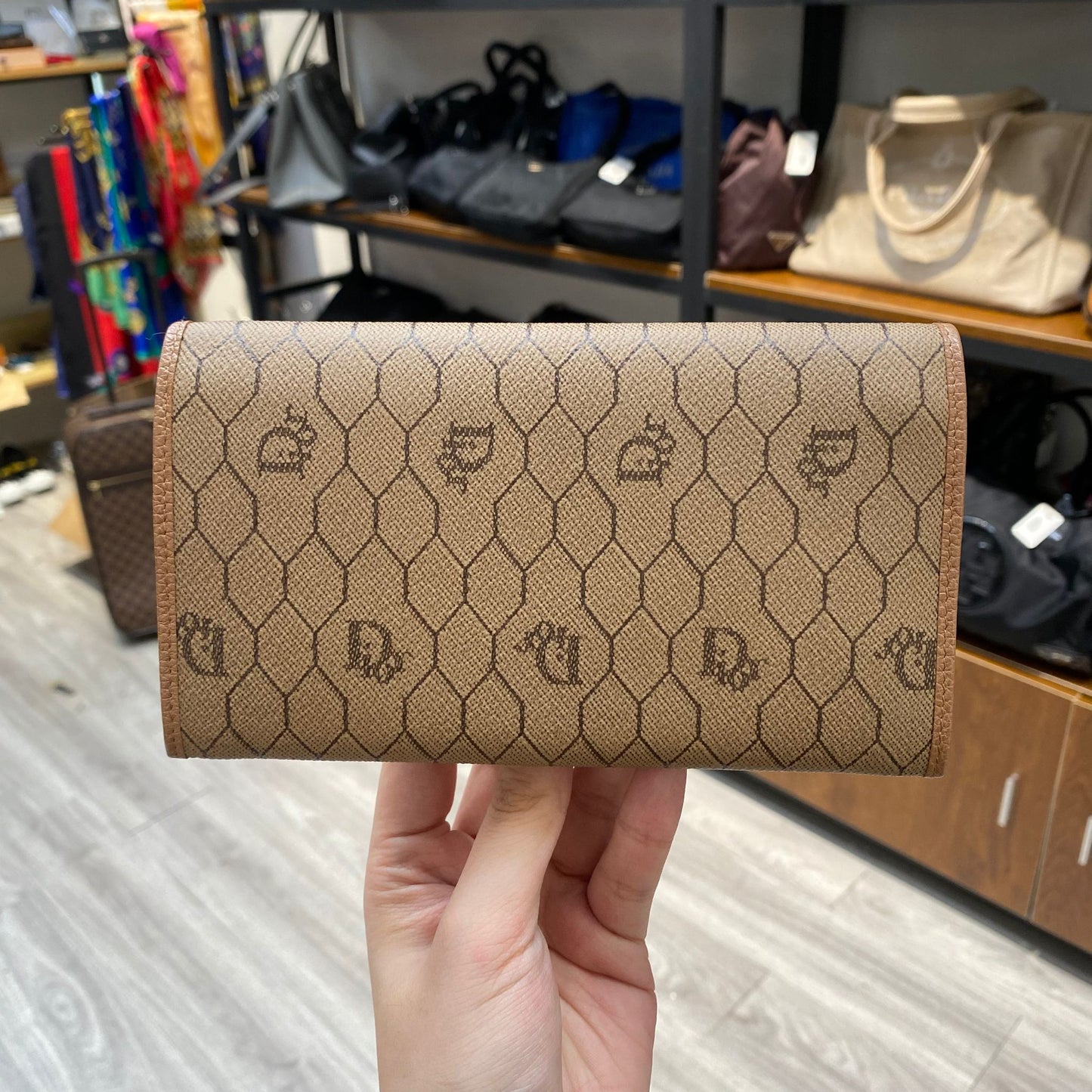 DIOR啡蜂巢長銀包