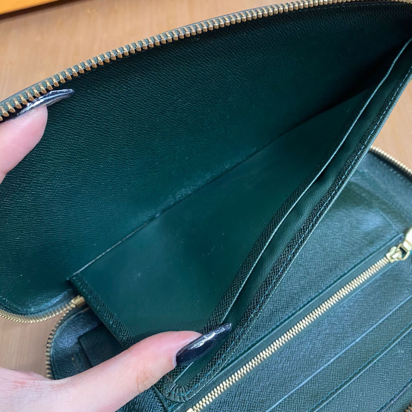 LV Travel Wallet 有盒