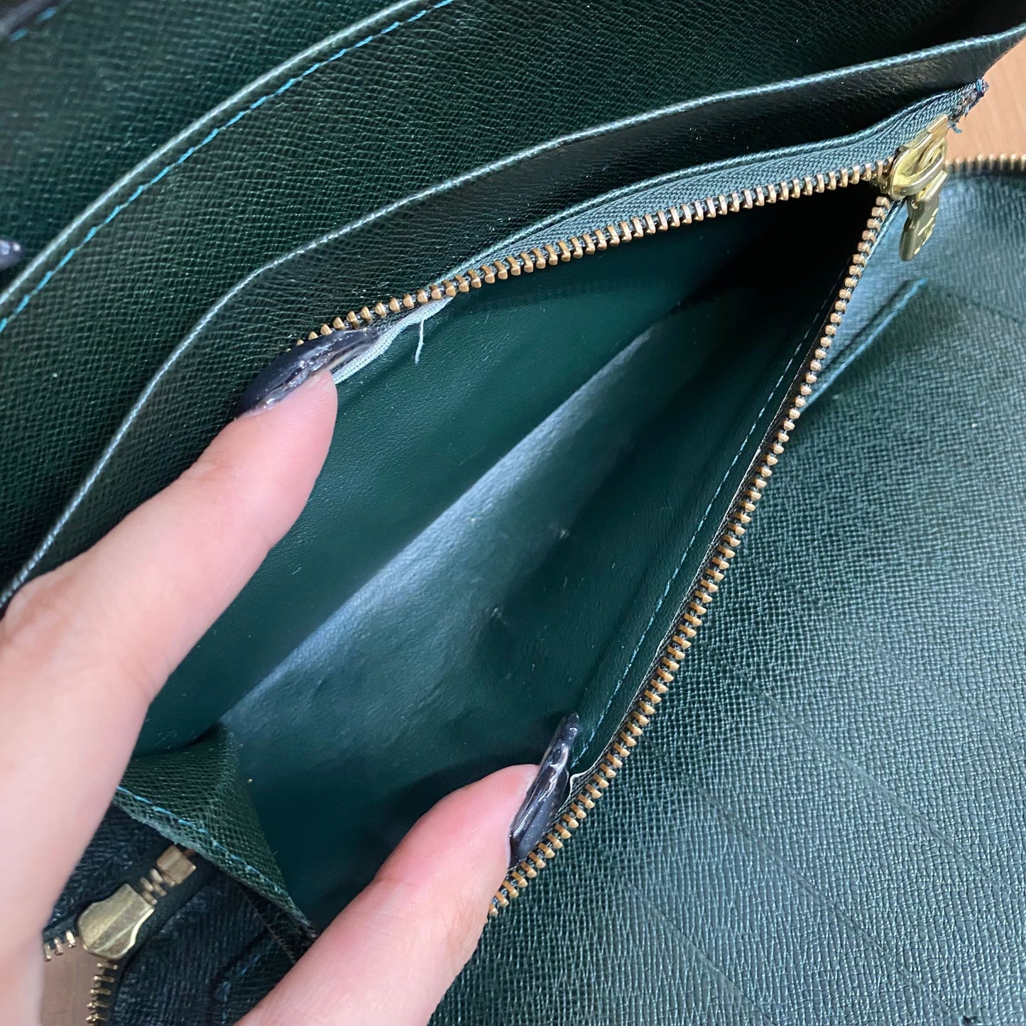 LV Travel Wallet 有盒