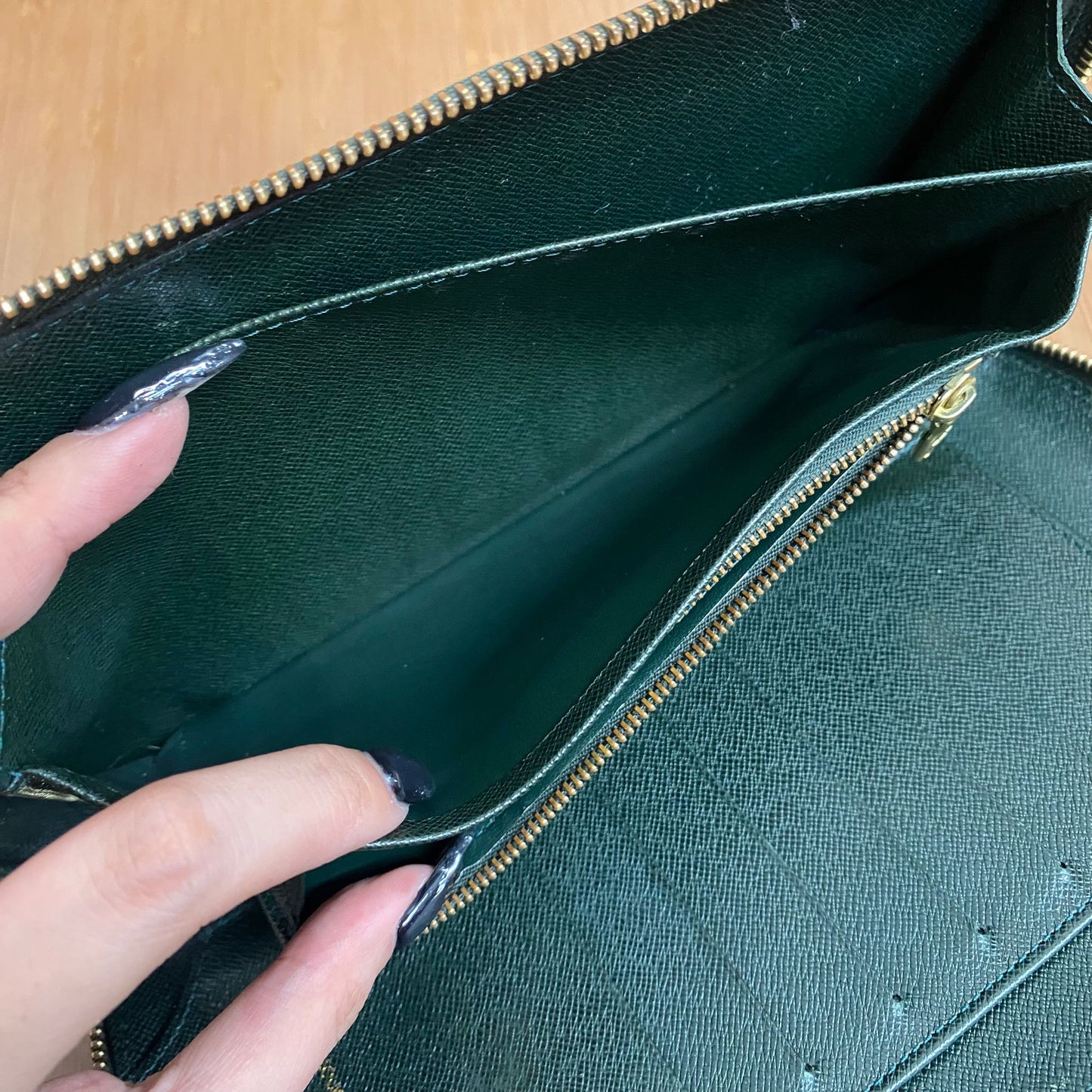 LV Travel Wallet 有盒