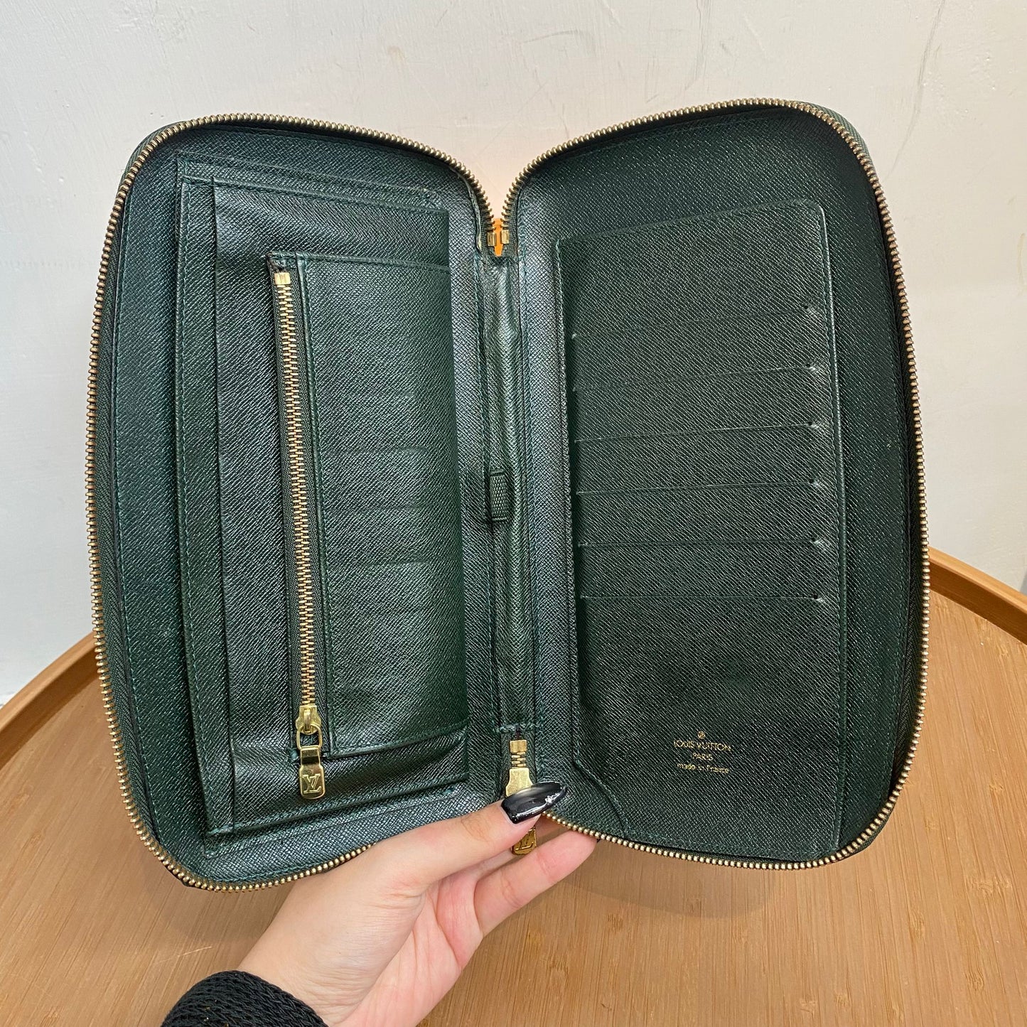 LV Travel Wallet 有盒