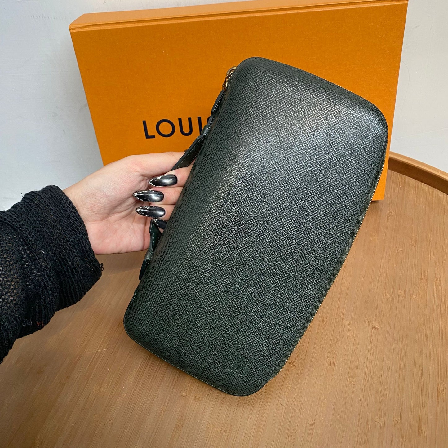 LV Travel Wallet 有盒