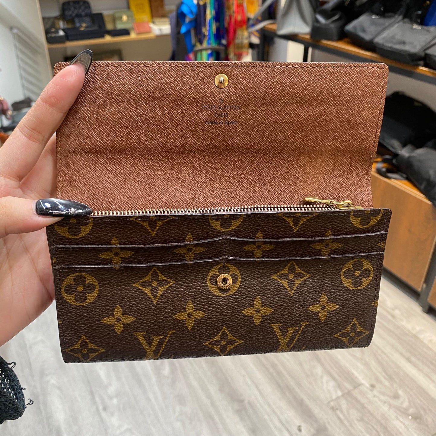 LV 老花長銀包