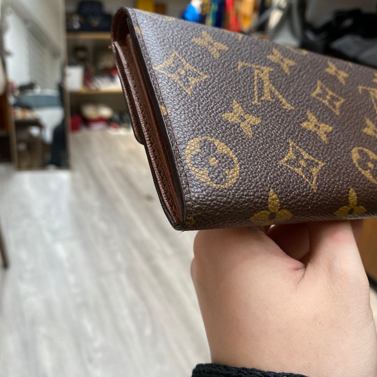 LV 老花長銀包