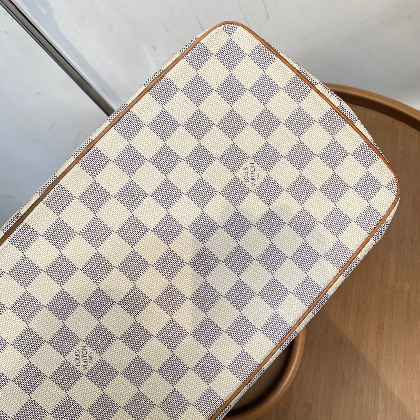 LV 白棋盤 TOTE