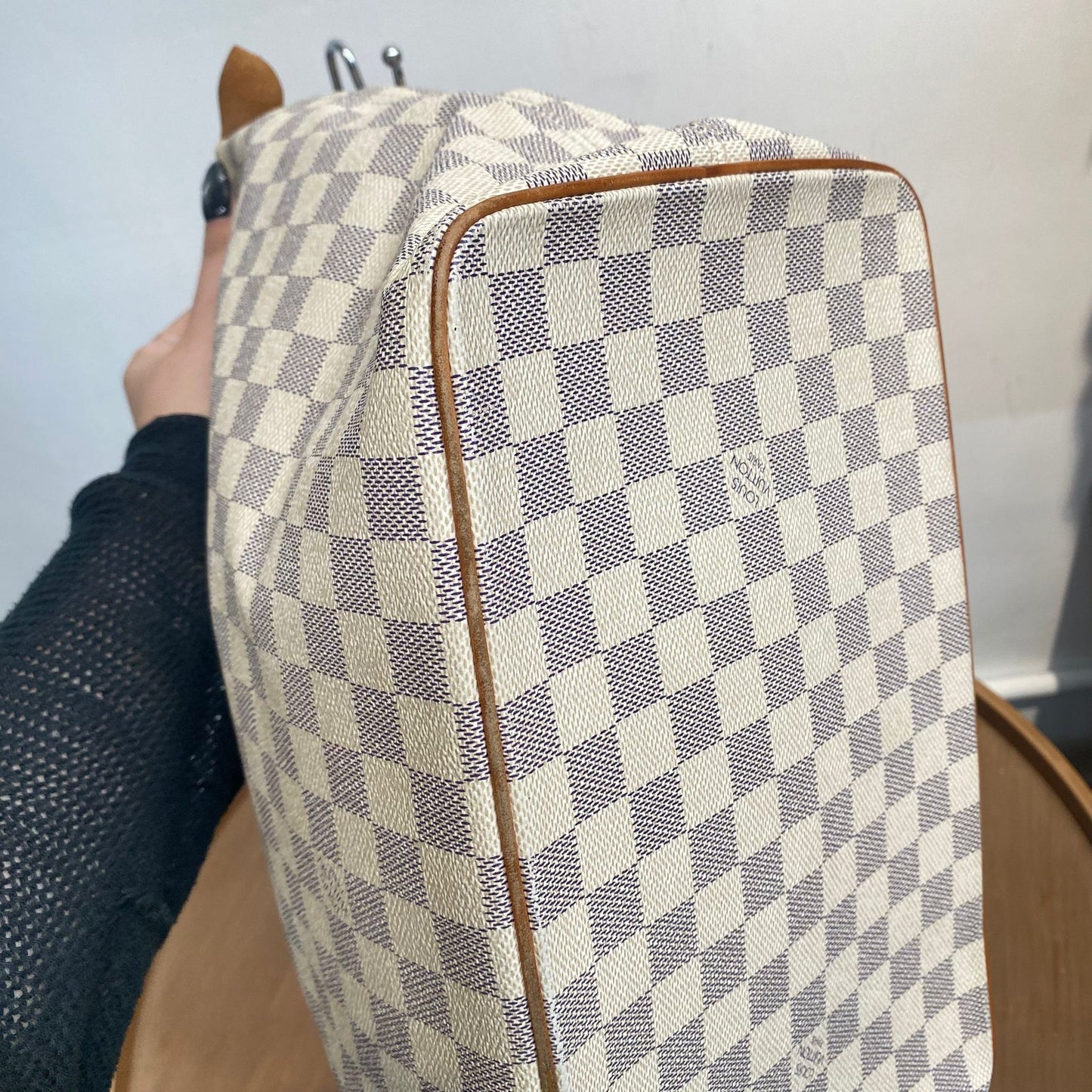 LV 白棋盤 TOTE
