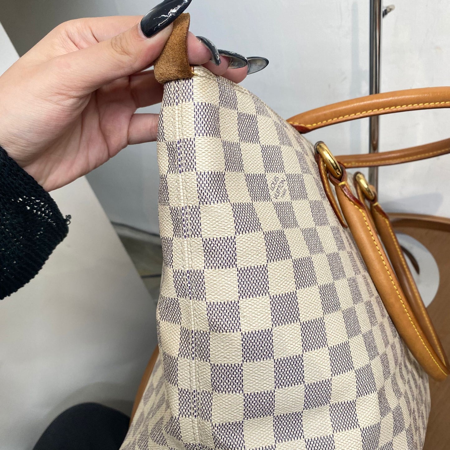 LV 白棋盤 TOTE