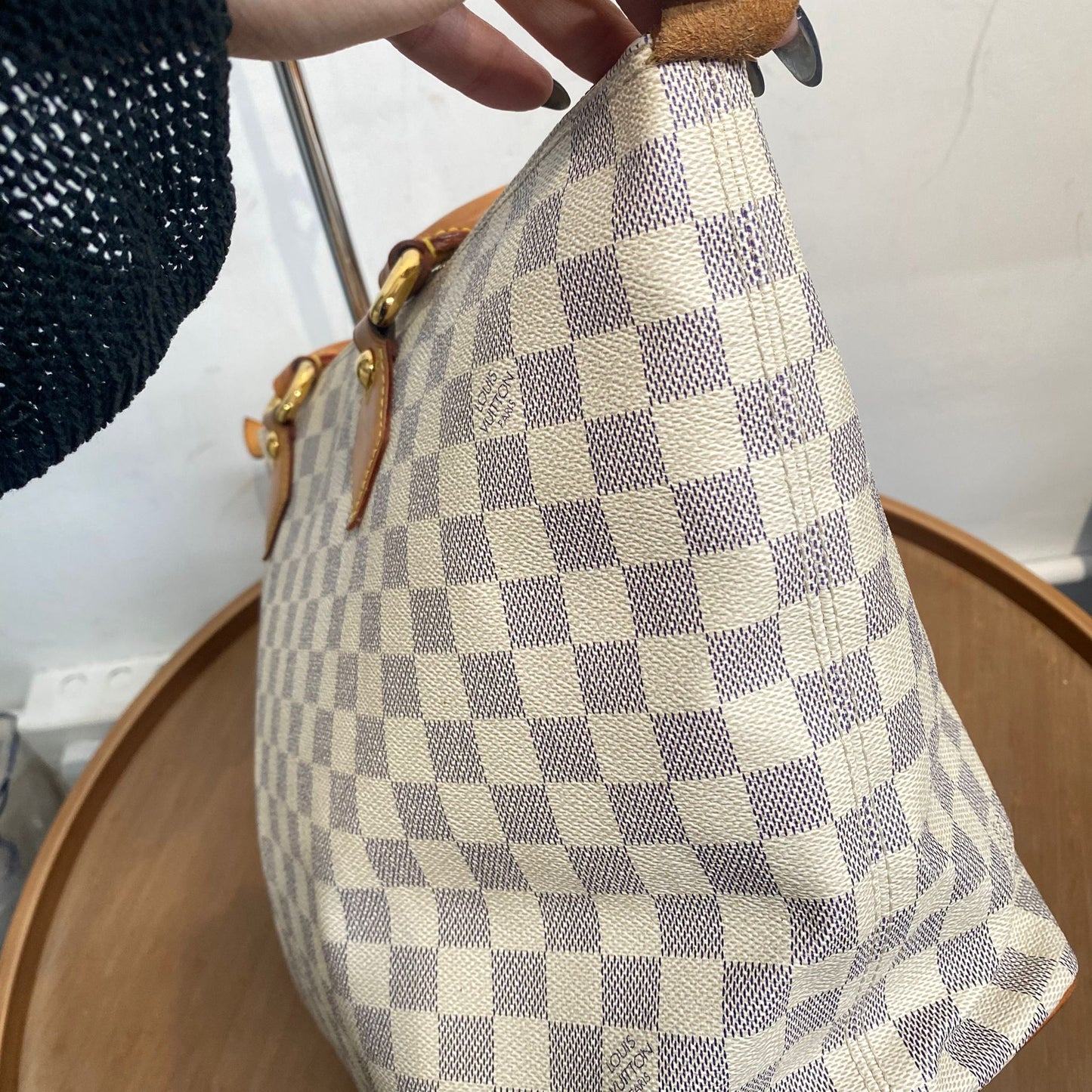 LV 白棋盤 TOTE