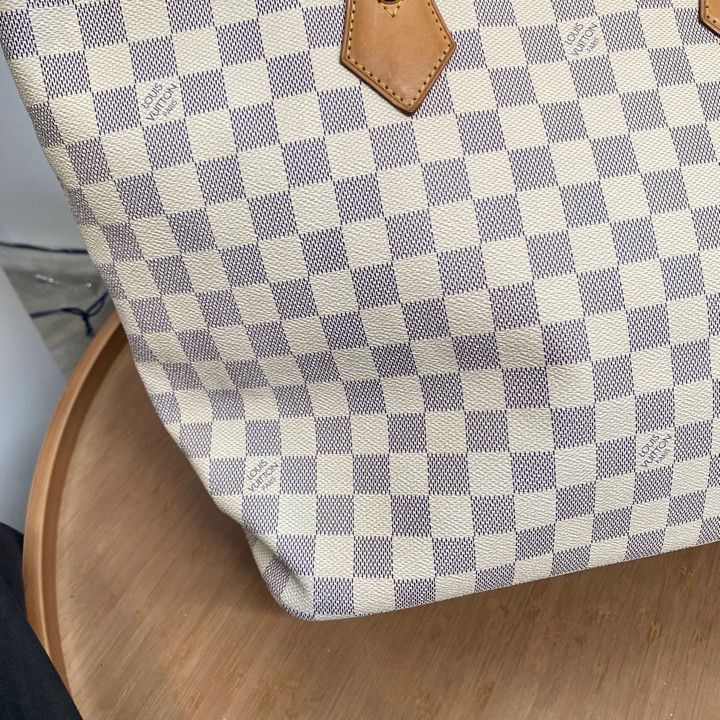 LV 白棋盤 TOTE