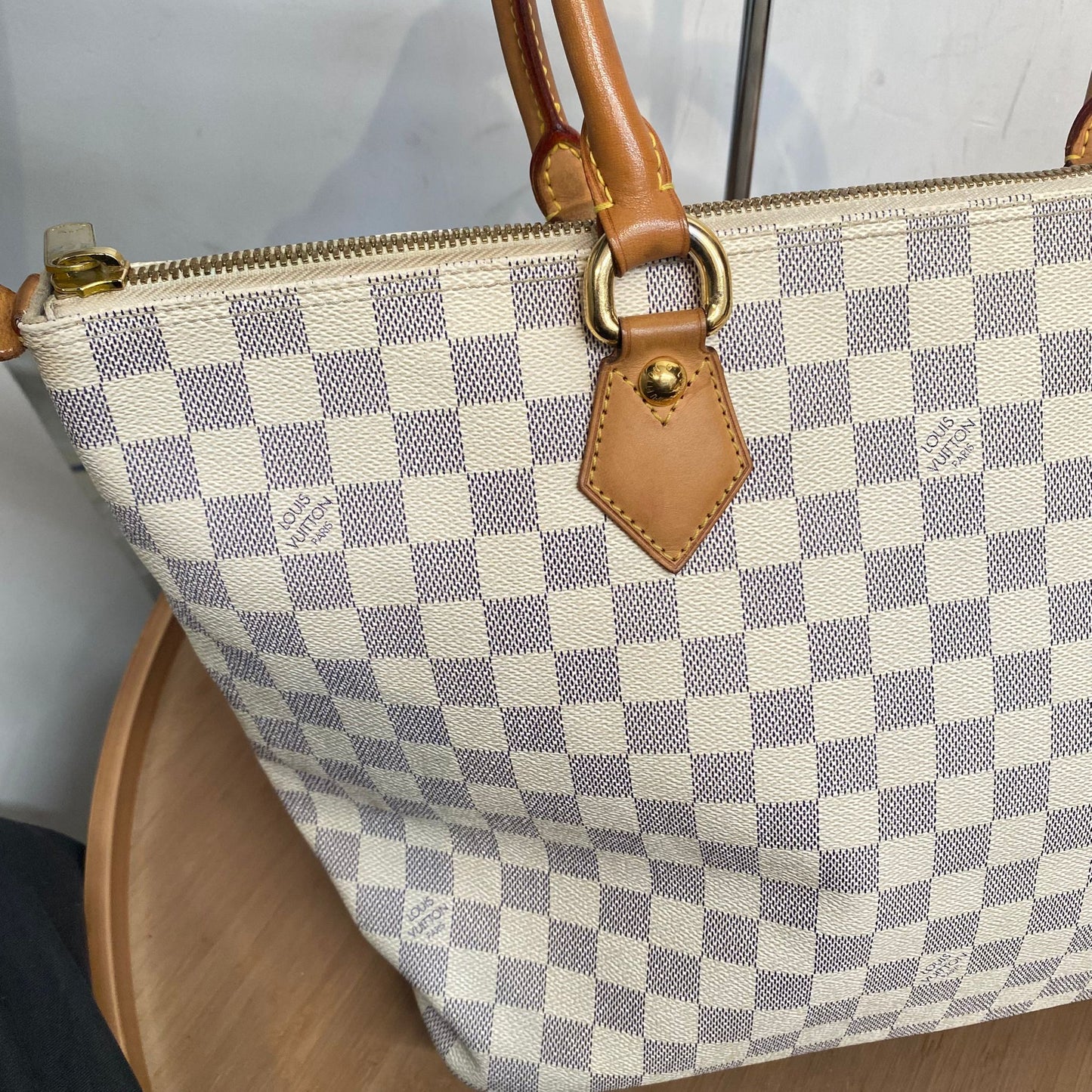 LV 白棋盤 TOTE