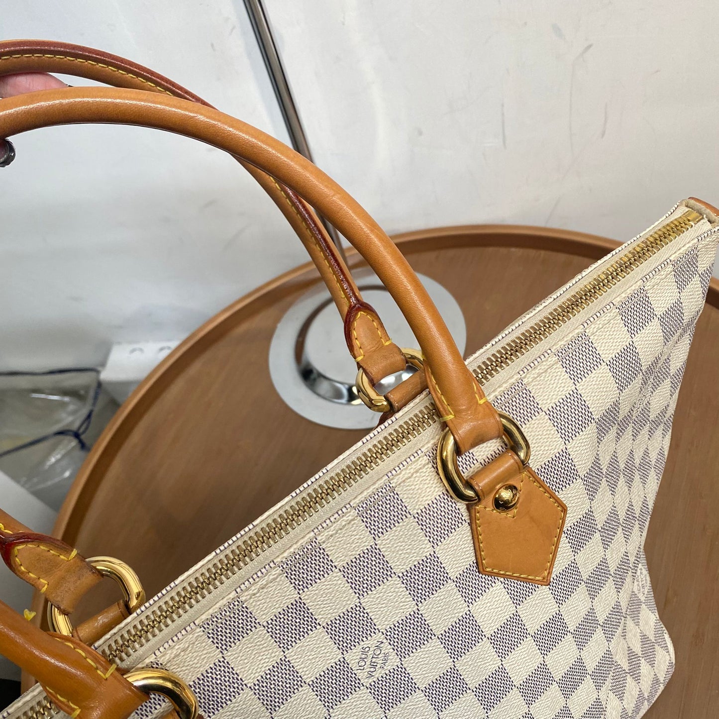 LV 白棋盤 TOTE