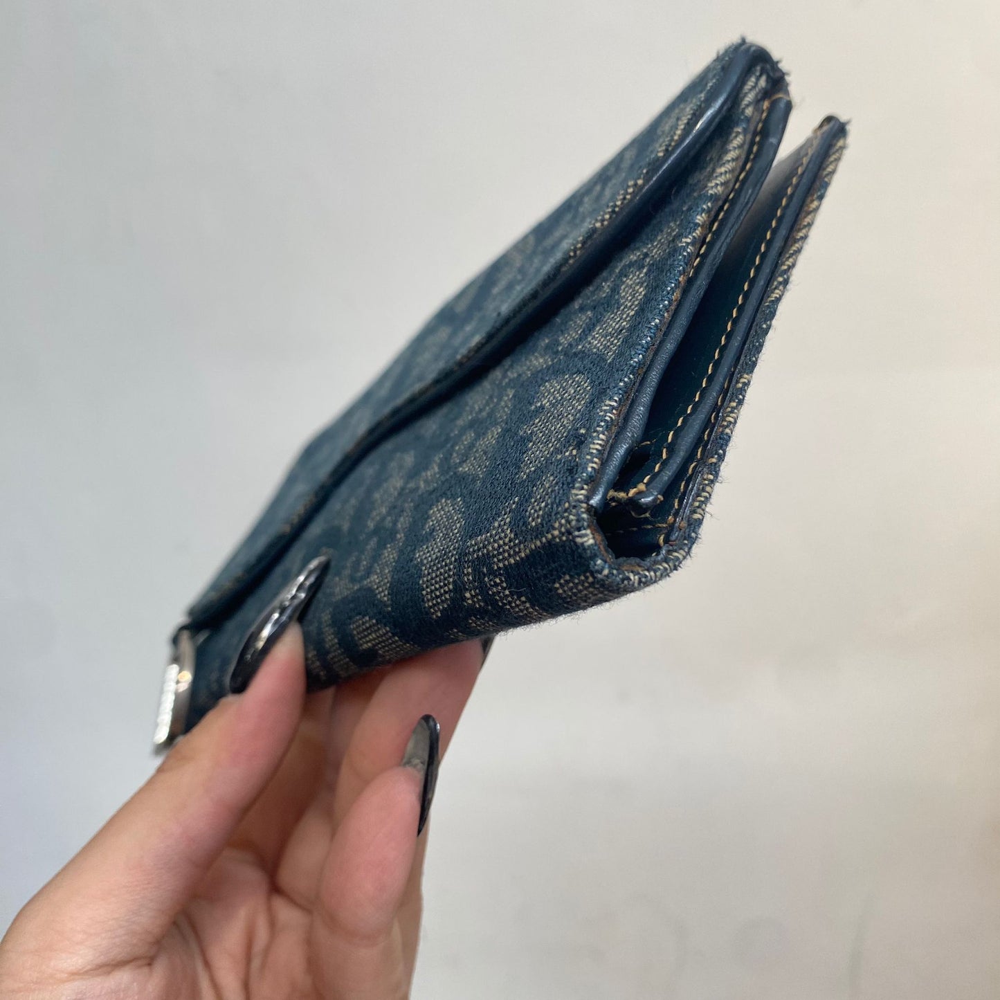 DIOR老花長銀包