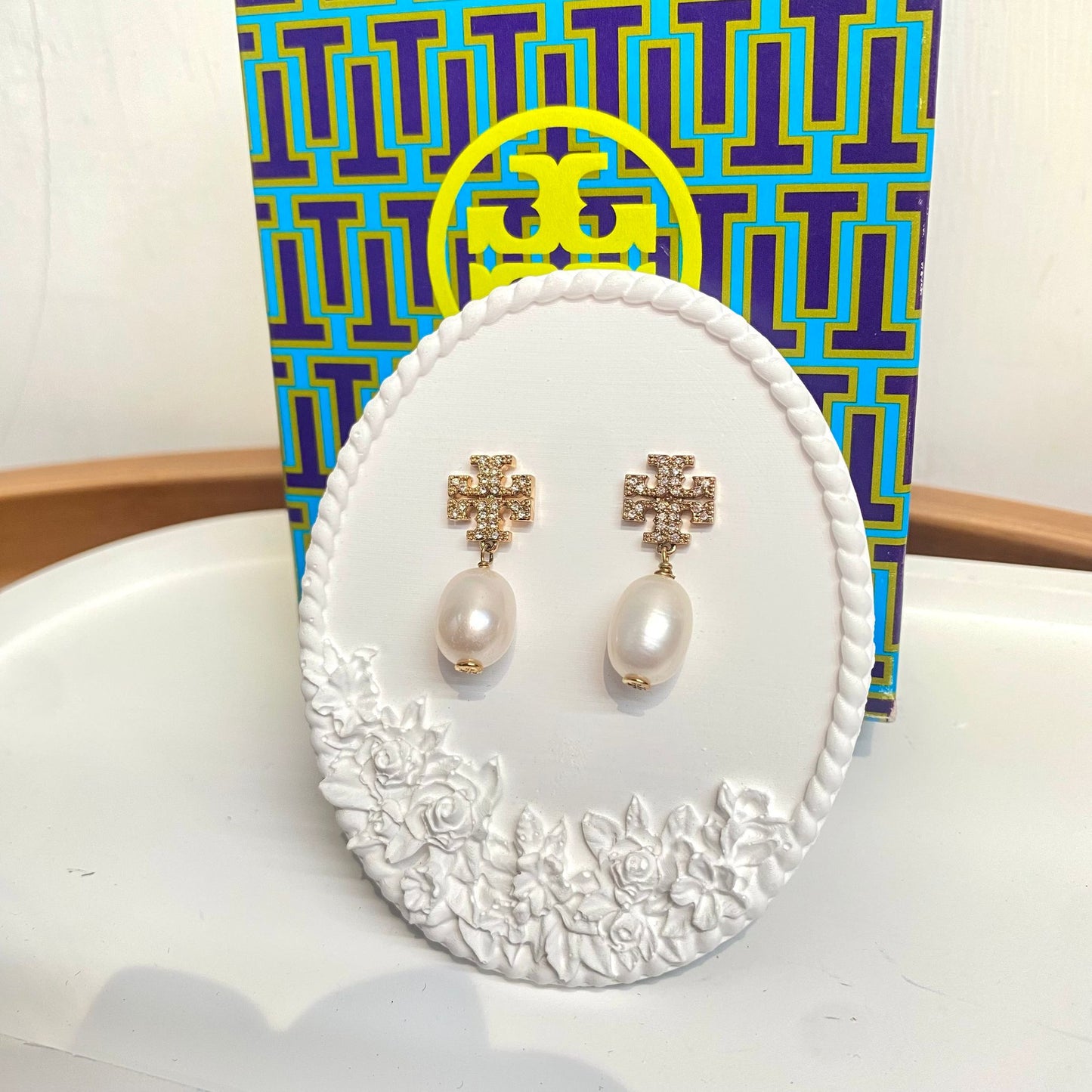 Tory Burch 耳針耳環 有盒