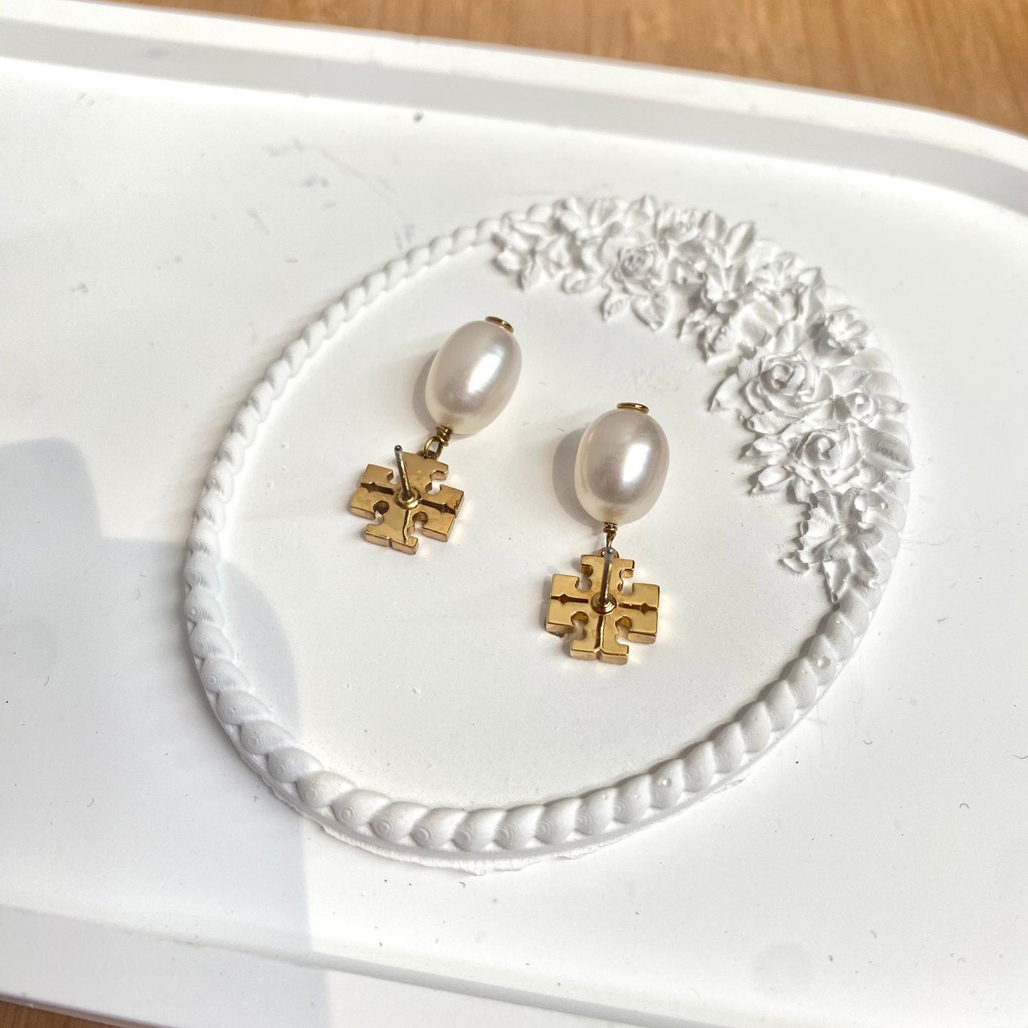 Tory Burch 耳針耳環 有盒
