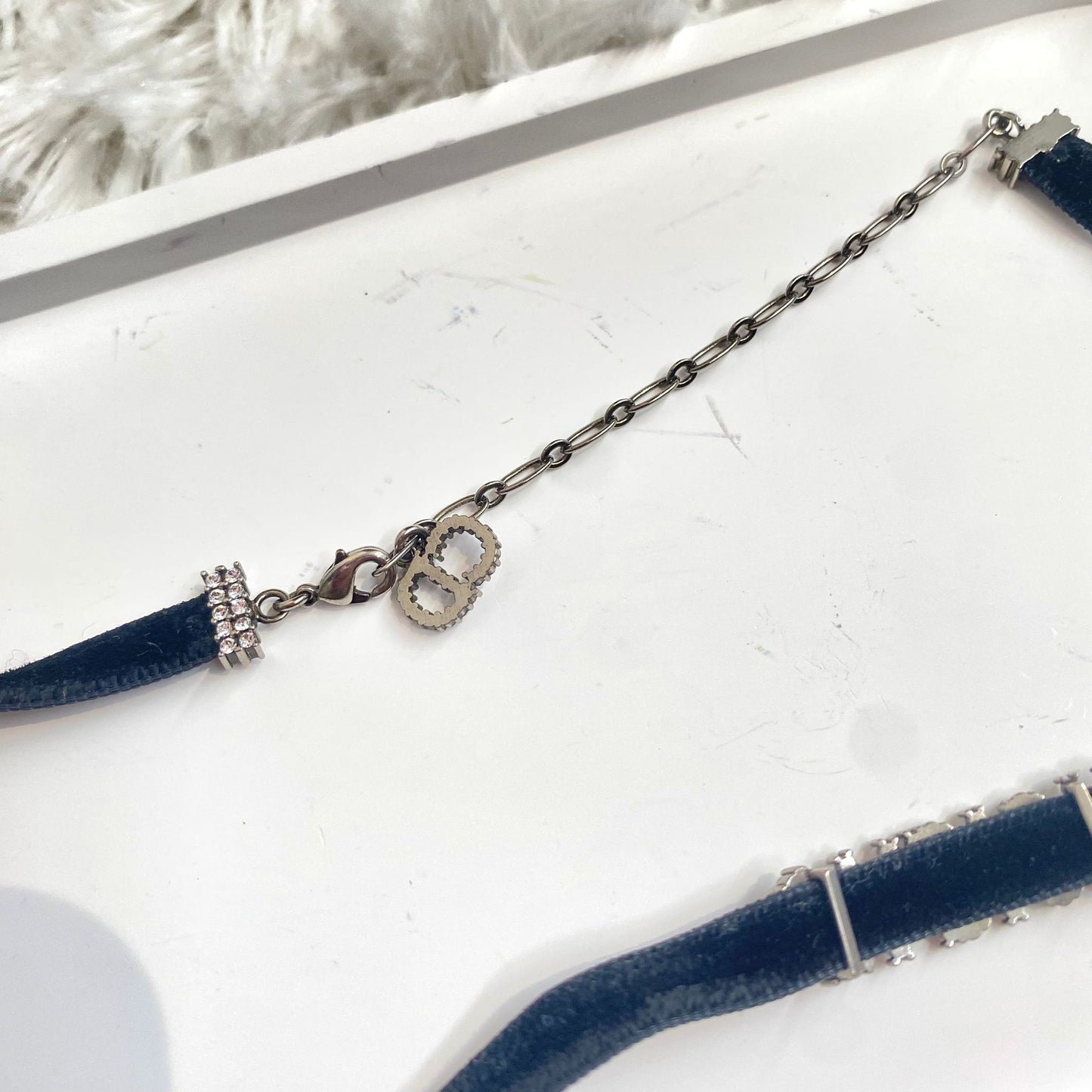 DIOR CHOKER