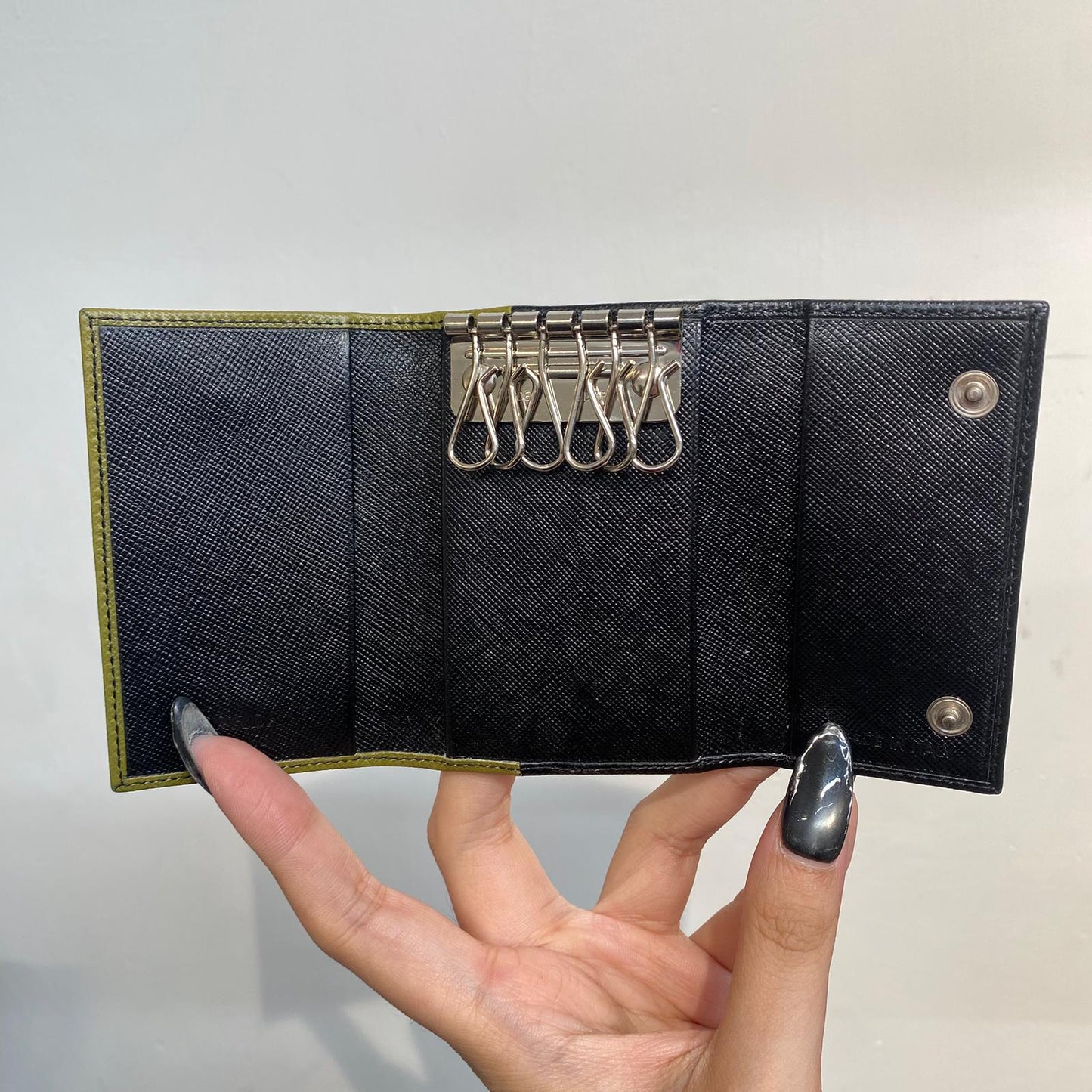 PRADA 雙色鎖匙包