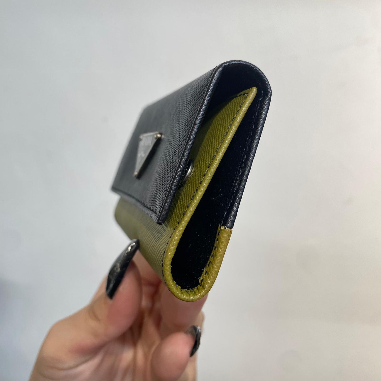 PRADA 雙色鎖匙包
