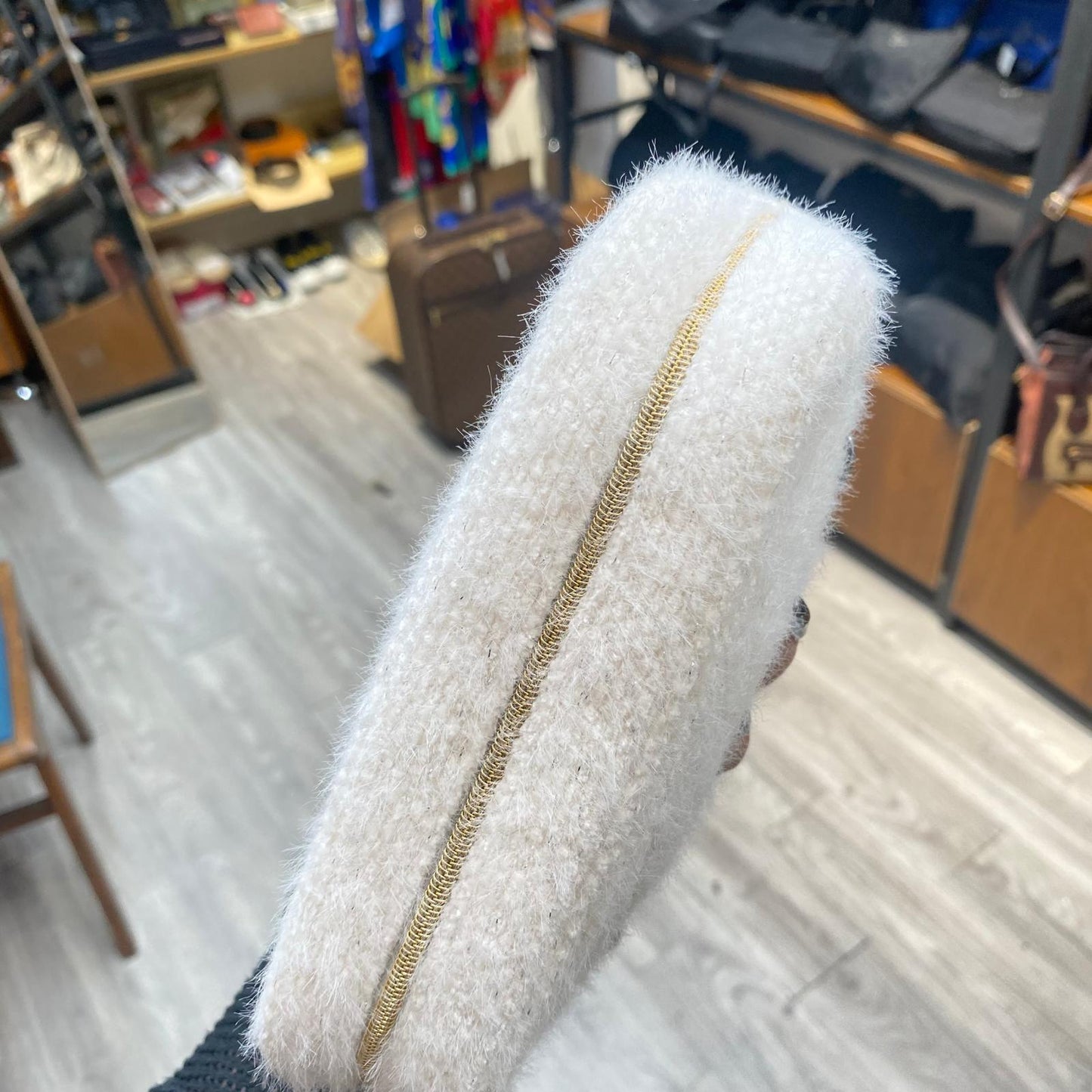 CHANEL 化妝袋 白色毛毛 2024聖誕版