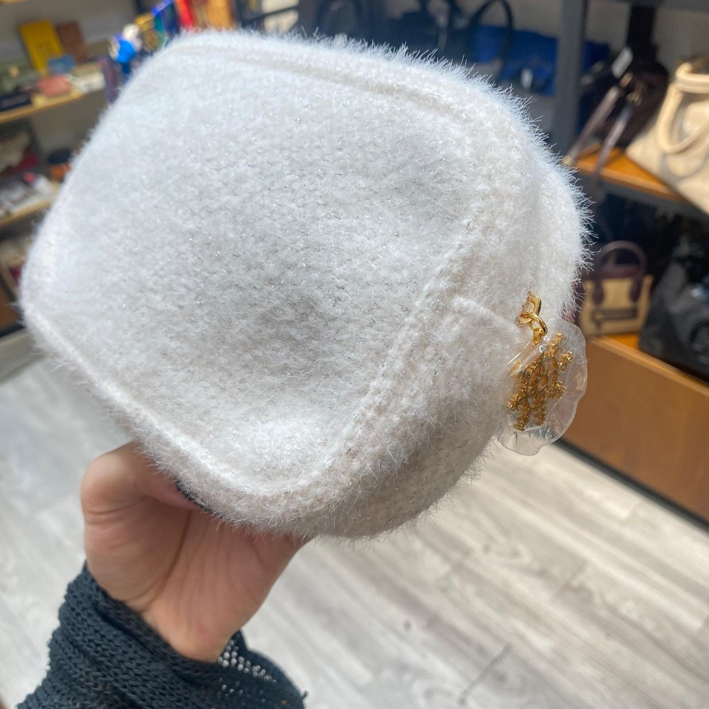 CHANEL 化妝袋 白色毛毛 2024聖誕版