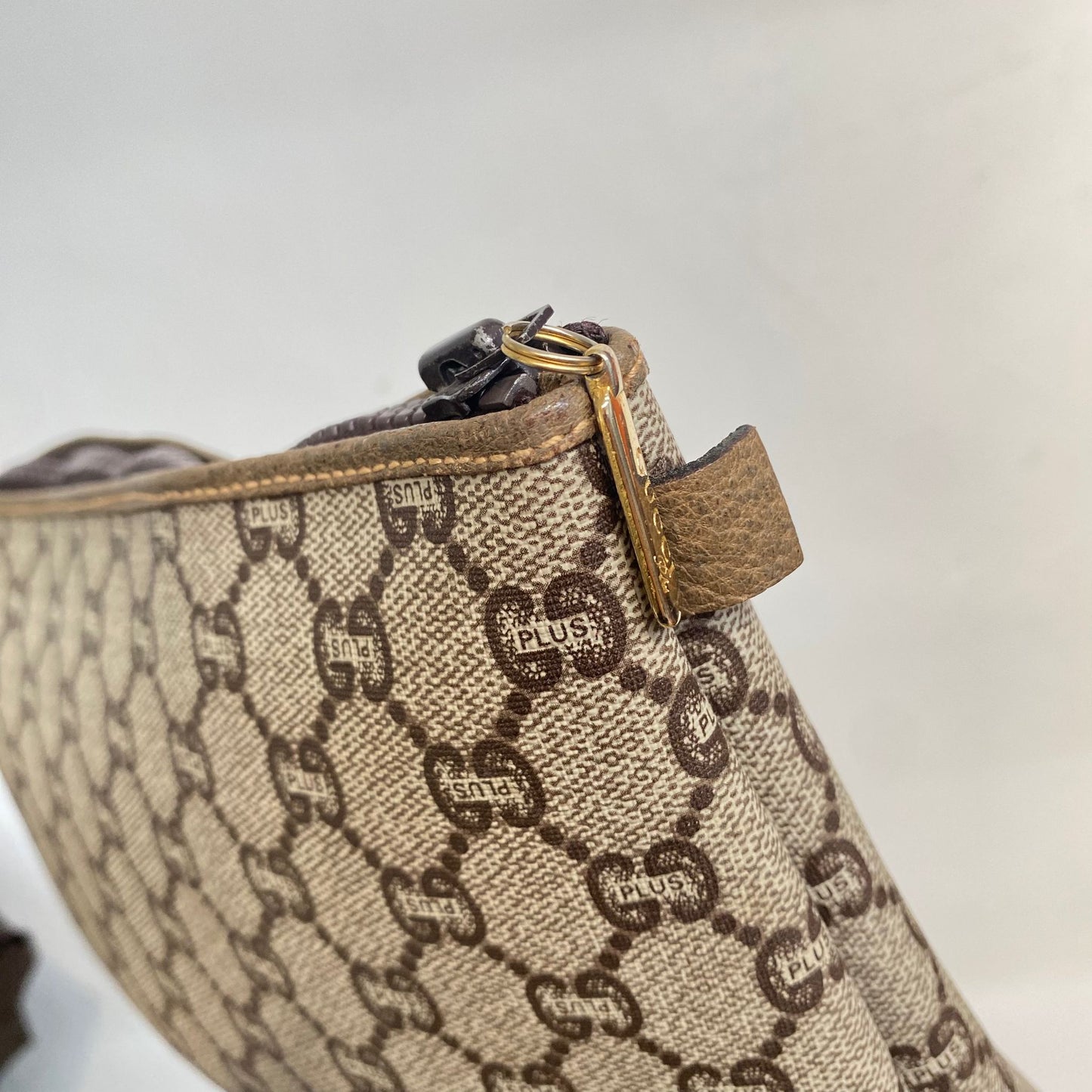 GUCCI 老花 Pouch