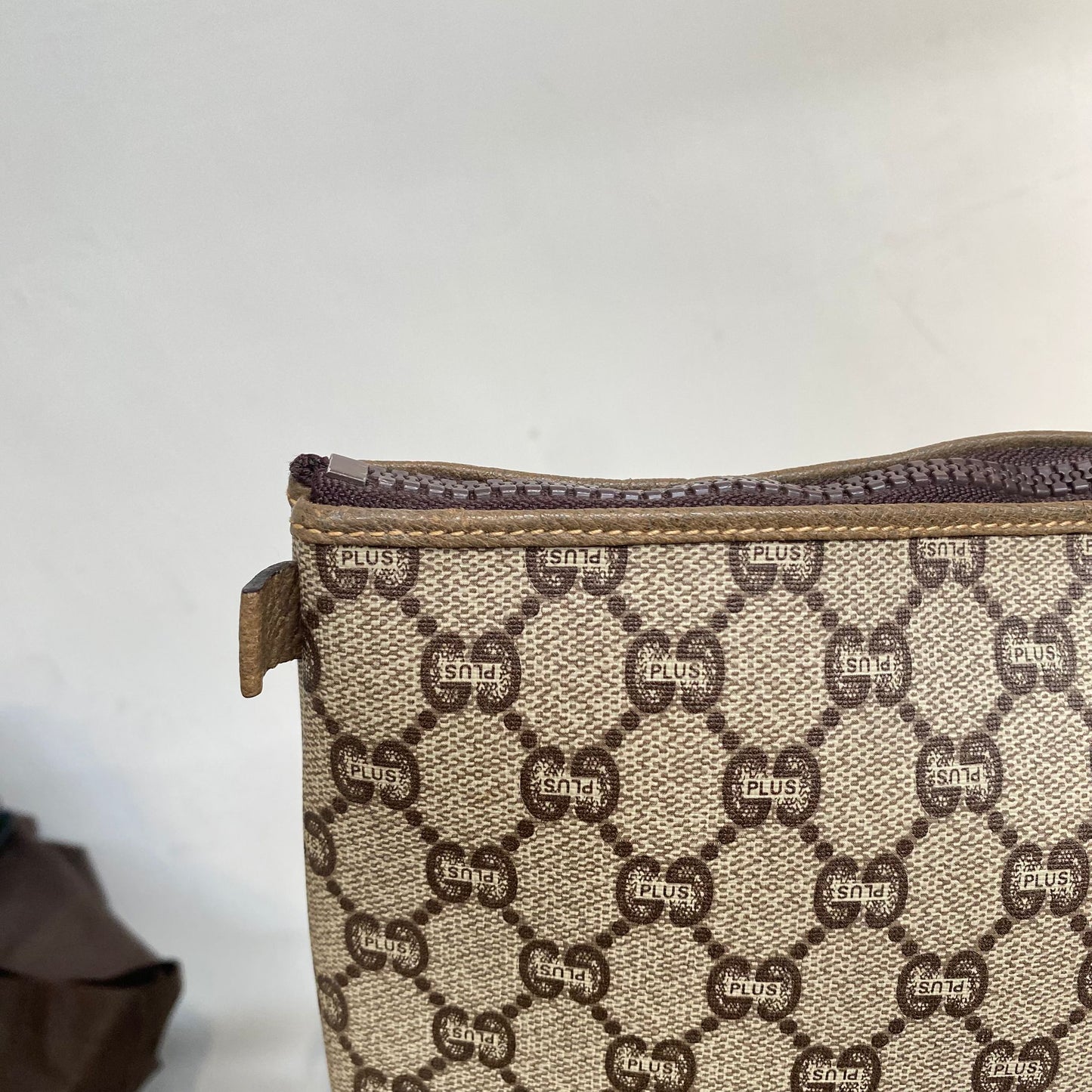 GUCCI 老花 Pouch