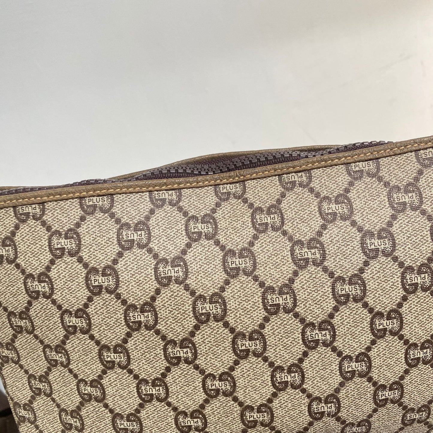GUCCI 老花 Pouch
