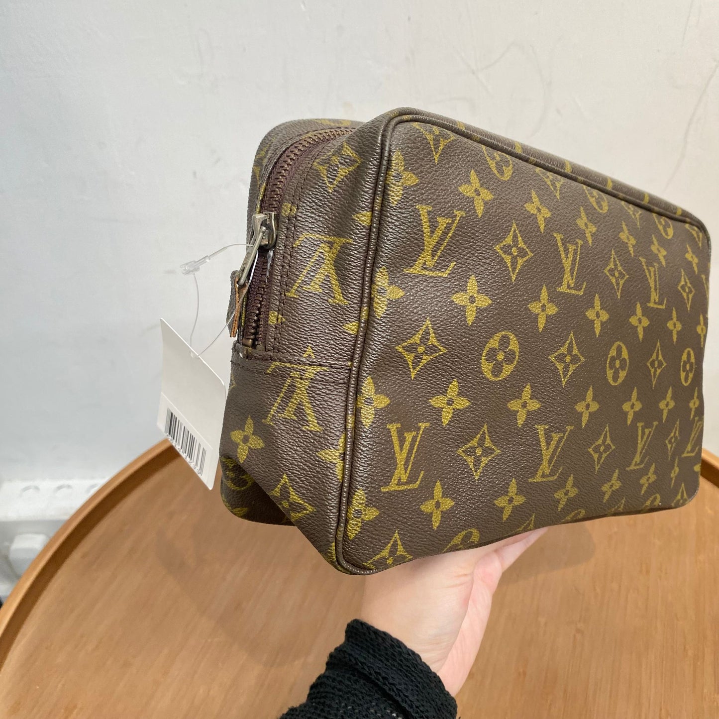 LV Pouch