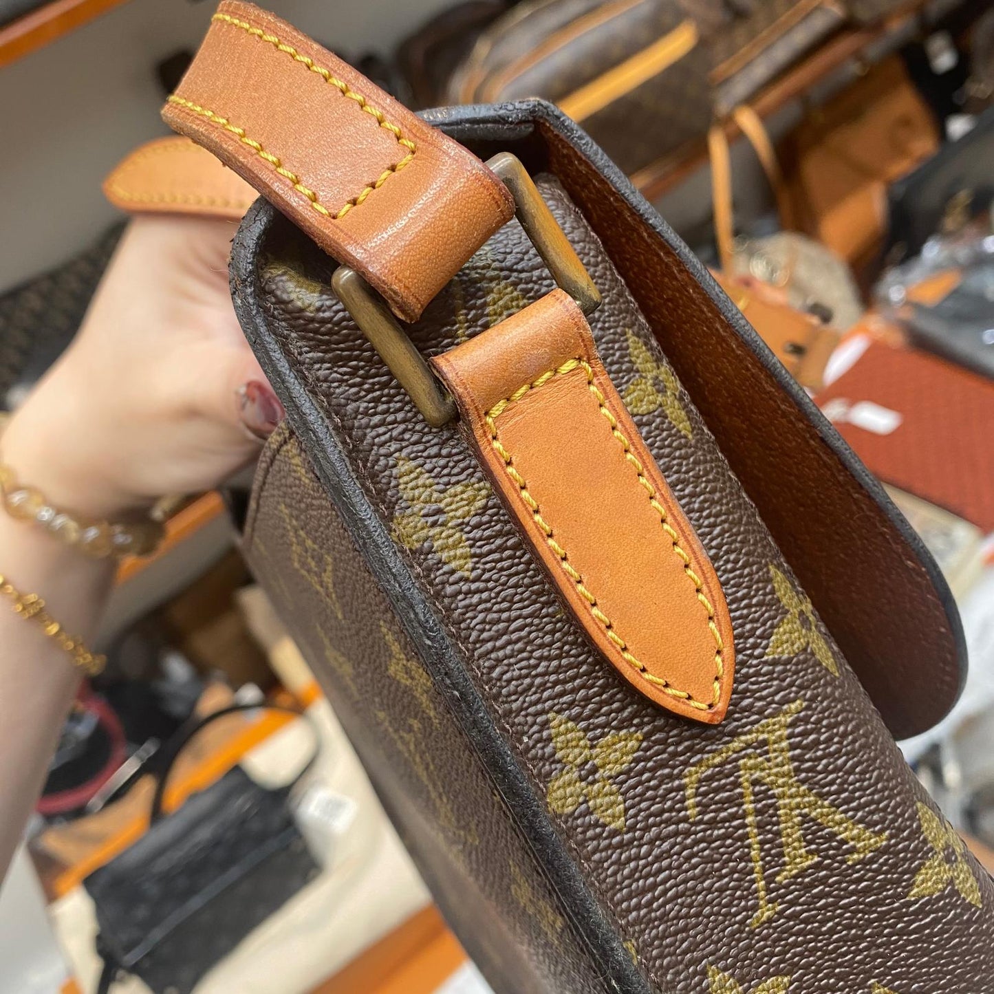 LV 馬鞍袋