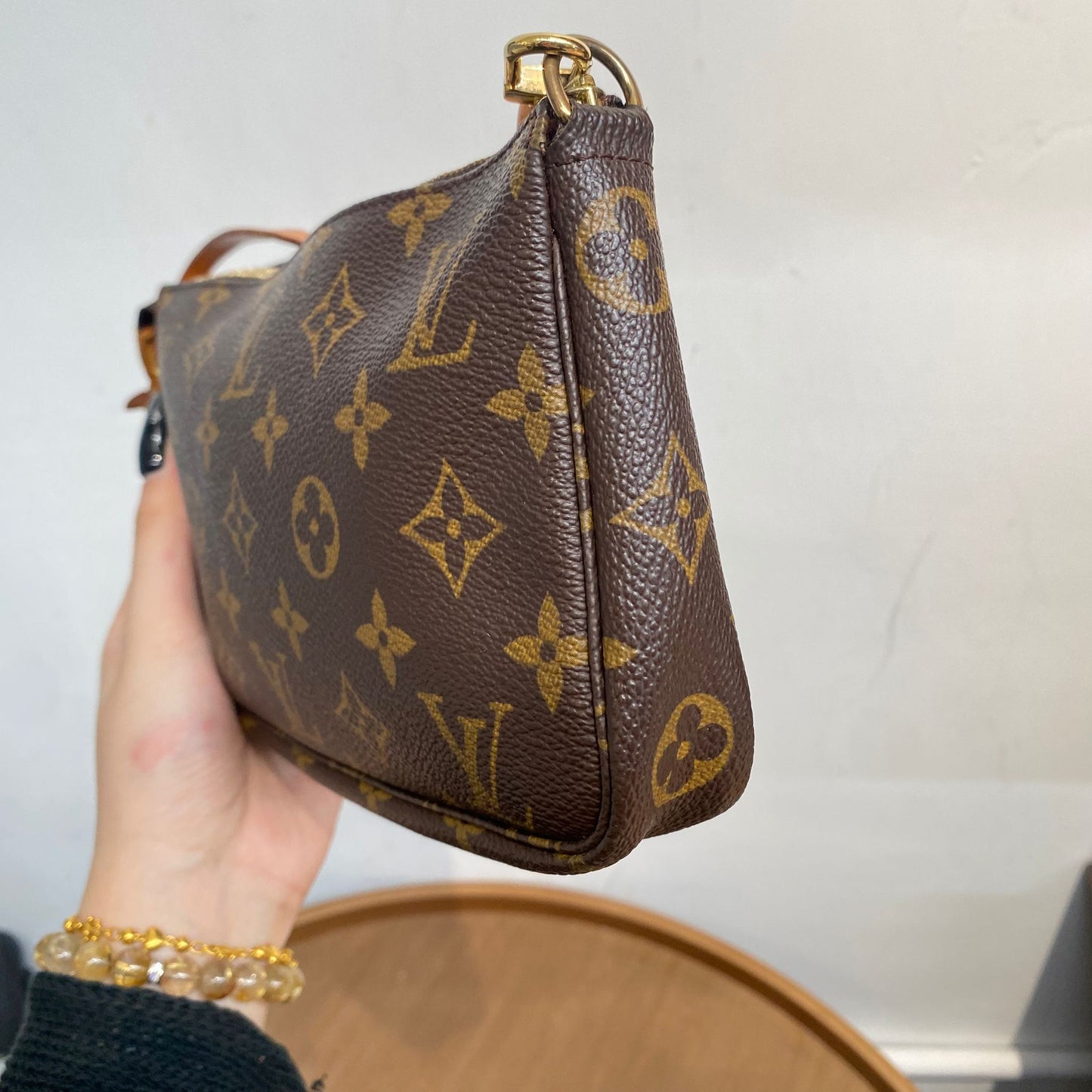 LV 麻將袋 Pochette Accessoires Monogram