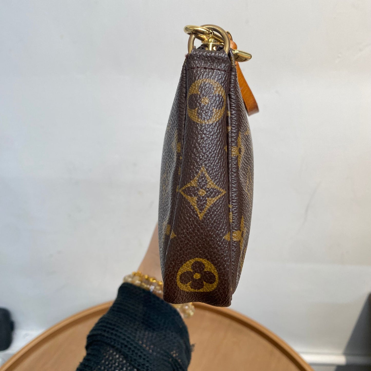 LV 麻將袋 Pochette Accessoires Monogram