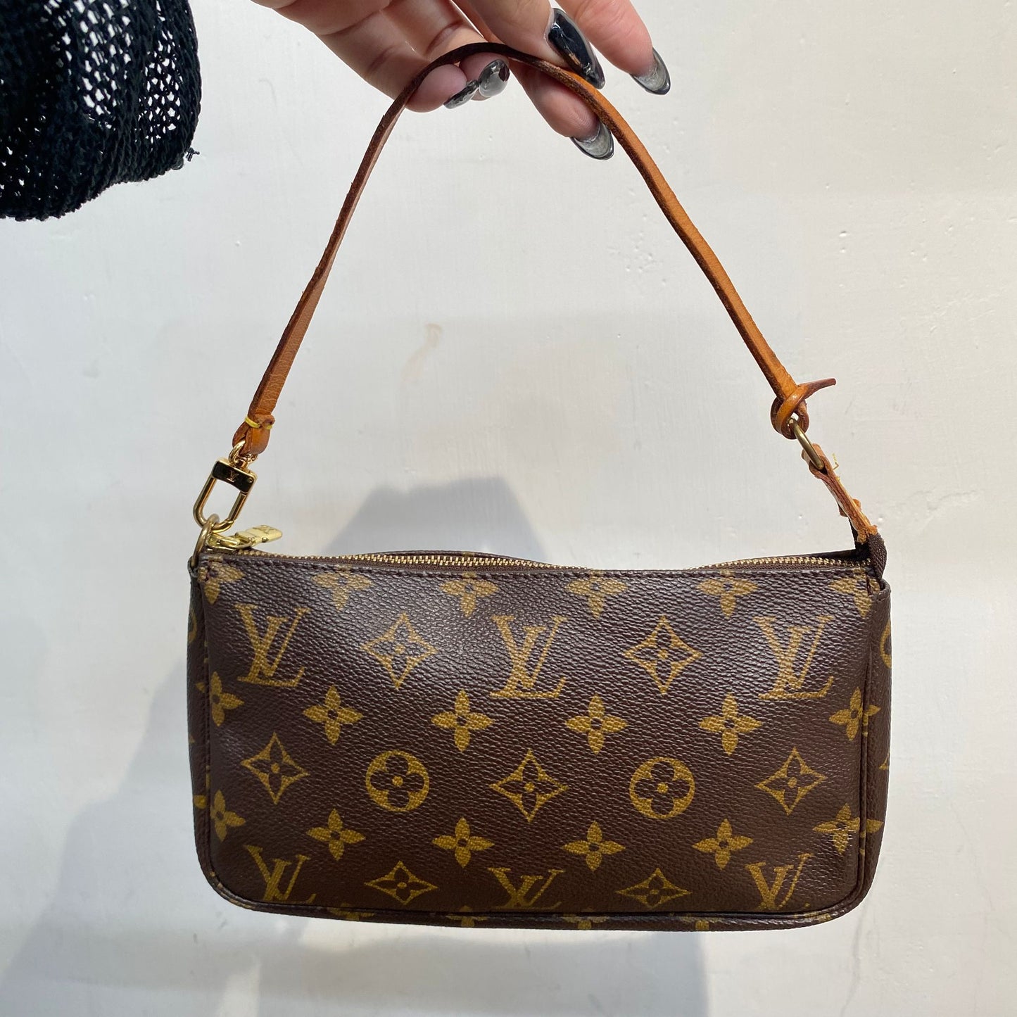 LV 麻將袋 Pochette Accessoires Monogram