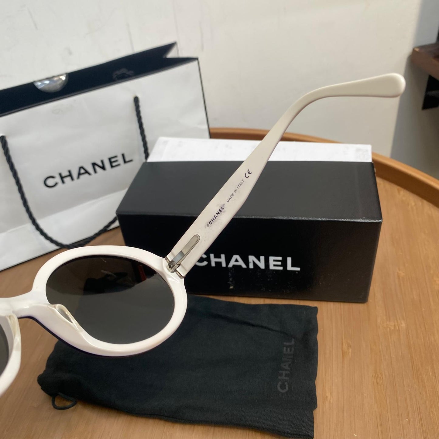 Chanel太陽眼鏡  有盒有塵袋紙袋