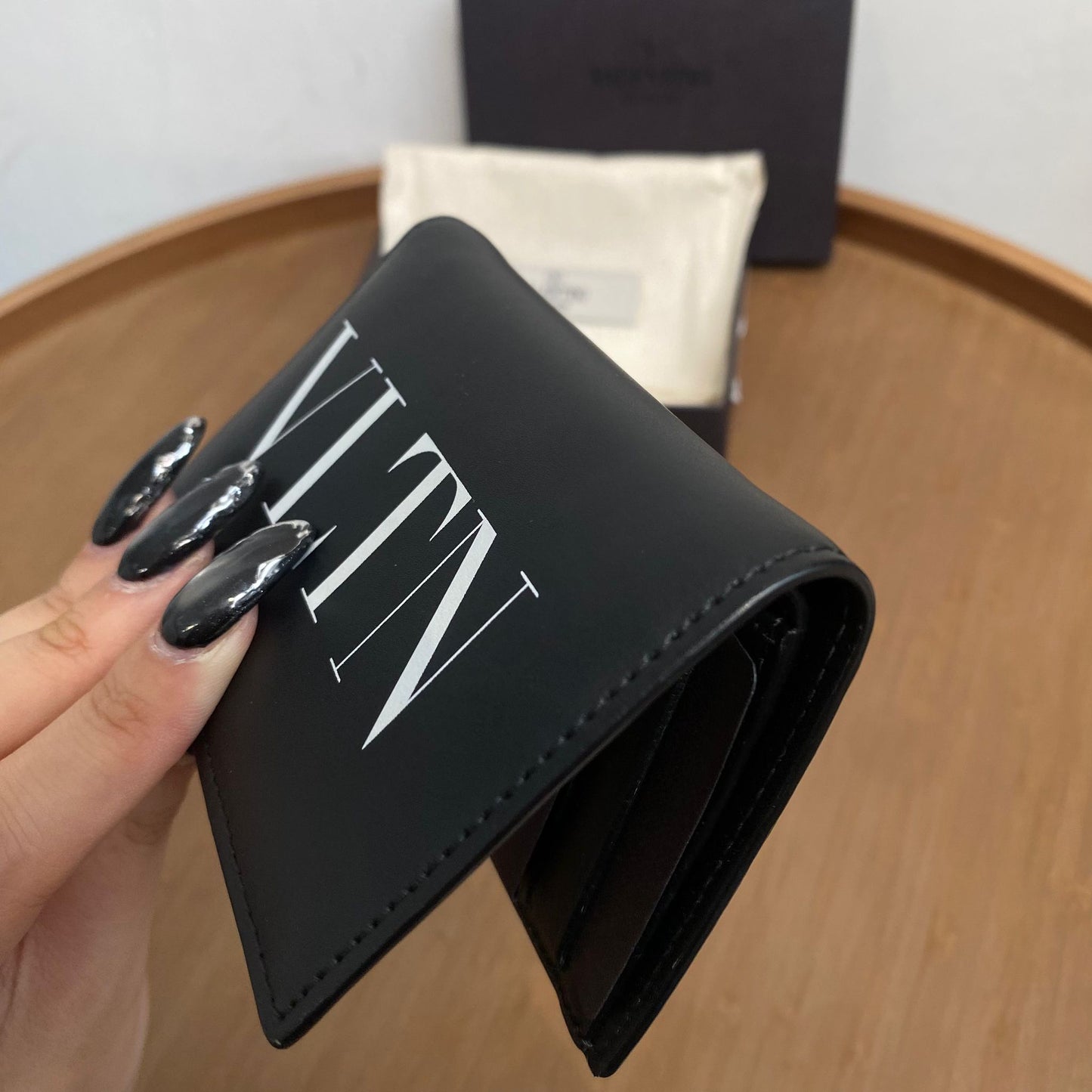 Valentino 短銀包 有盒有塵袋