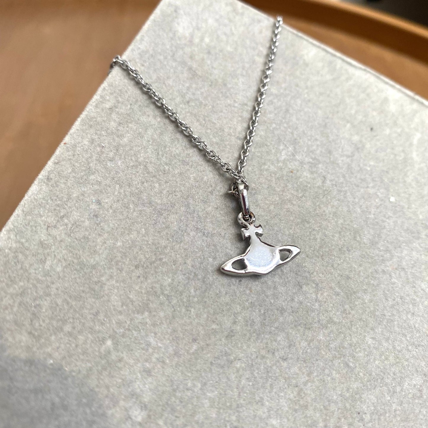 Vivienne Westwood 頸鏈