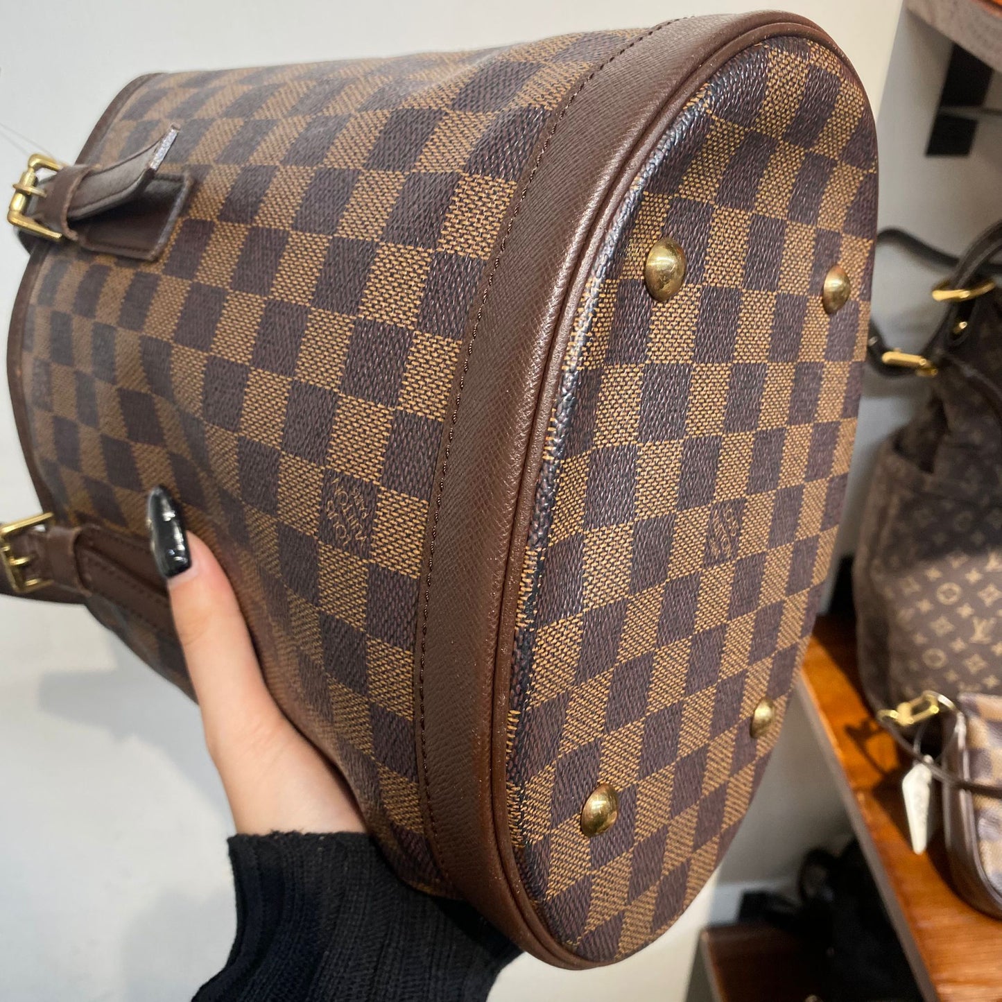 LV棋盤水桶Tote